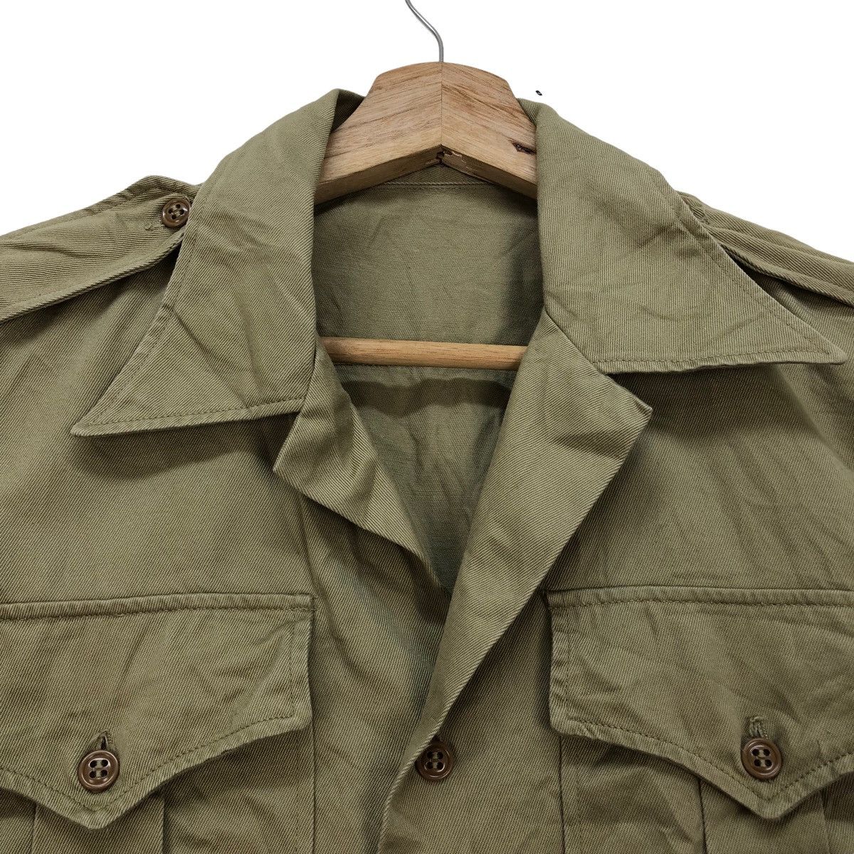 Vintage Vintage Army Shirt Button Up Size US M / EU 48-50 / 2 - 4 Thumbnail