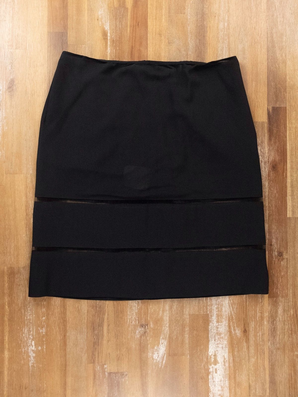Jil Sander JIL SANDER lightweight panelled black silk mini skirt 8 40 Size 32" / US 10 / IT 46 - 1 Thumbnail