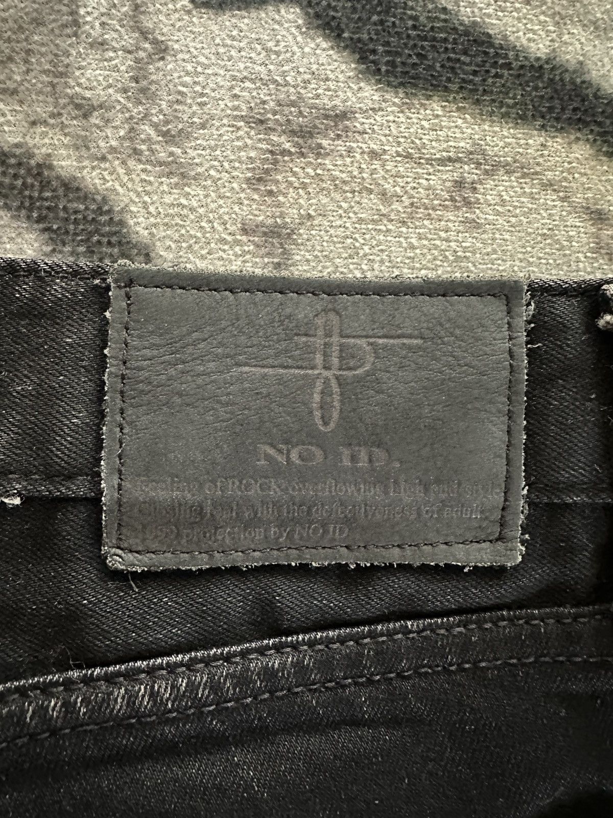 NO ID Avant garde No ID black slim denim hediboy Size US 30 / EU 46 - 13 Thumbnail