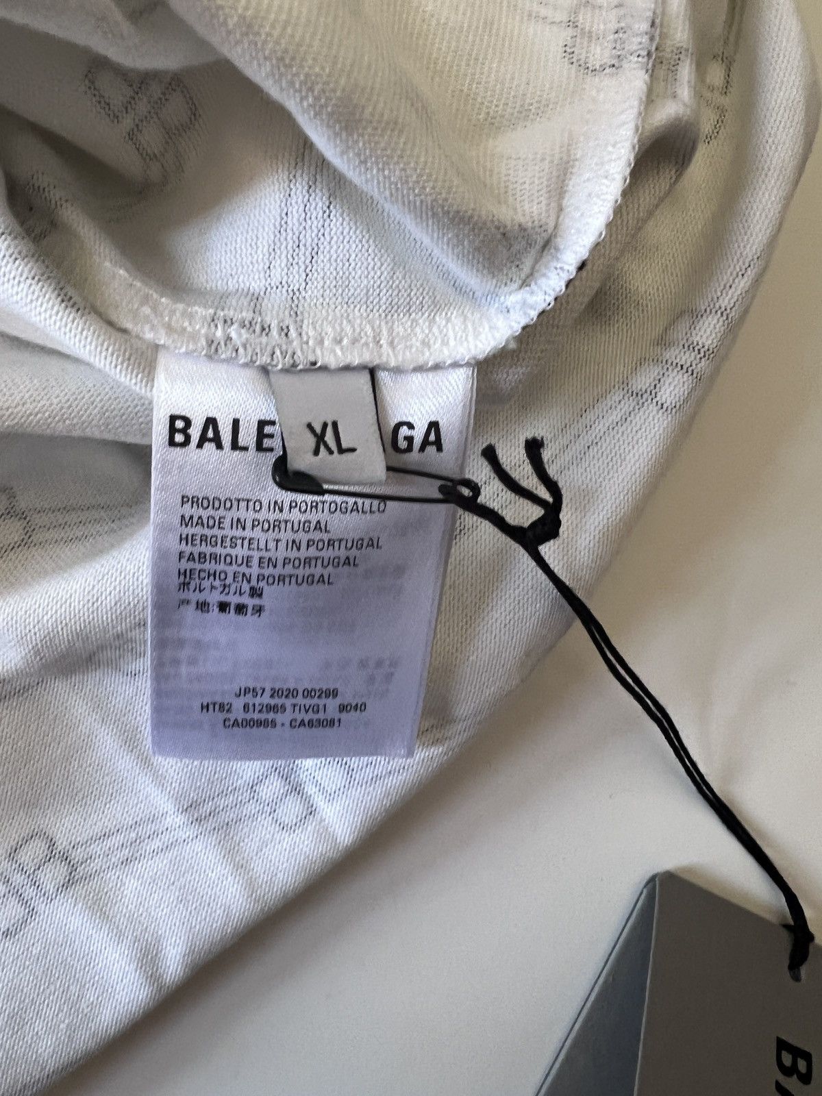 Balenciaga Balenciaga license logo graphic tee women sizing Size XL / US 12-14 / IT 48-50 - 4 Thumbnail