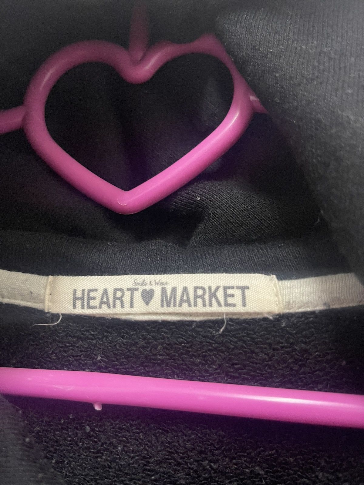 Japanese Brand Rare Vintage HEART MARKET Charm Spell Out Hoodie Size US M / EU 48-50 / 2 - 3 Thumbnail