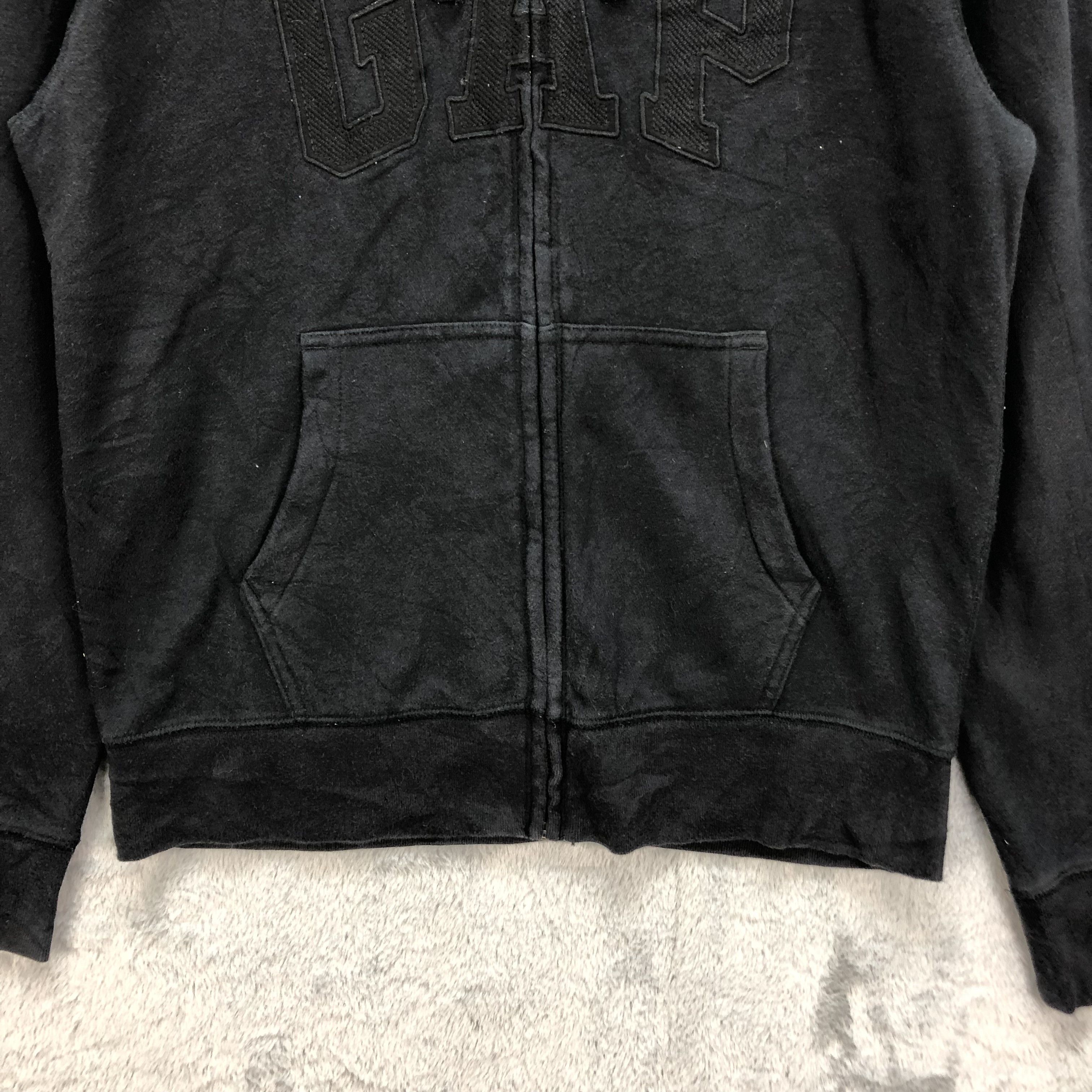 Gap GAP All Black Spell Out Big Logo Zipper Hoodies #4946-29 Size US S / EU 44-46 / 1 - 3 Thumbnail