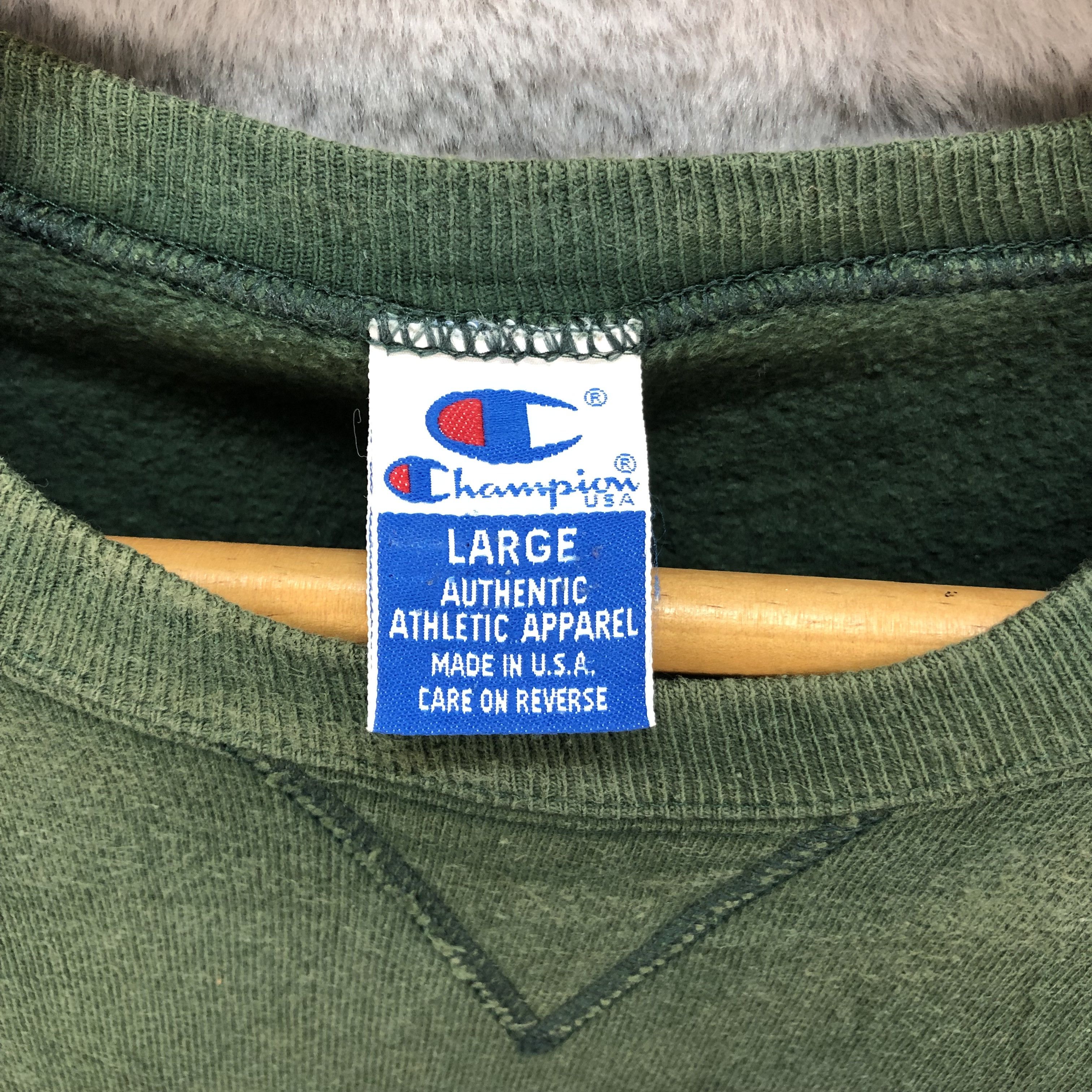 Champion Champion Crewneck Green Sweatshirts #4999-35 Size US L / EU 52-54 / 3 - 9 Thumbnail