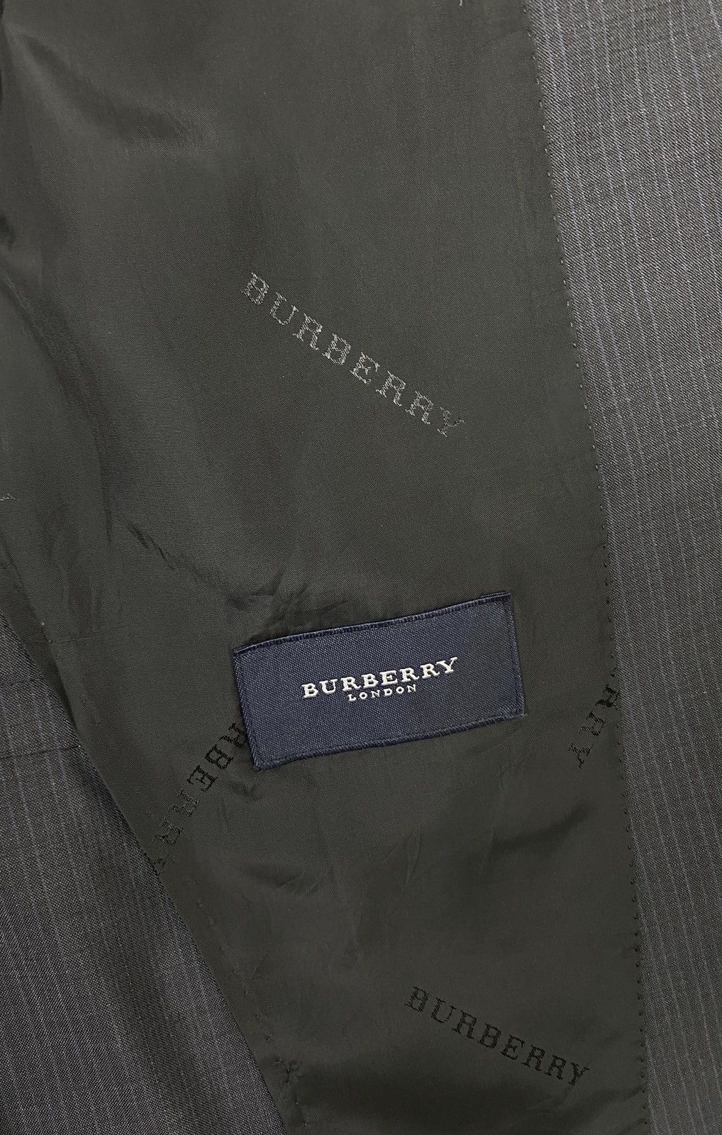 Burberry Rare‼️ Burberry Single Breasted Blazer Stripe Made in Japan Size 42R - 5 Thumbnail