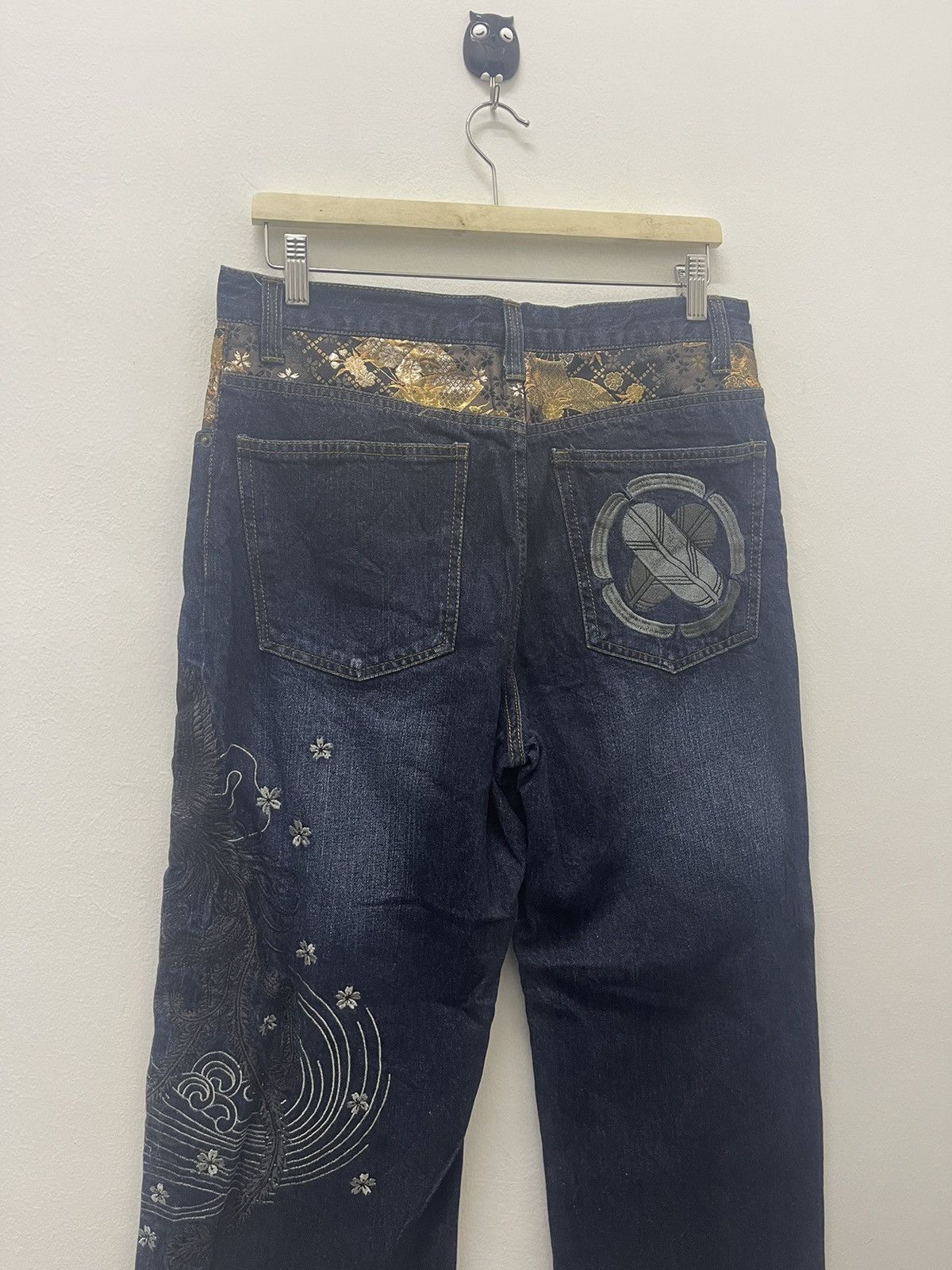 Karakuri Tamashii Rare Vintage SUKAJAN Japan Phoenix Embroidered Denim Jeans Size US 32 / EU 48 - 2 Thumbnail