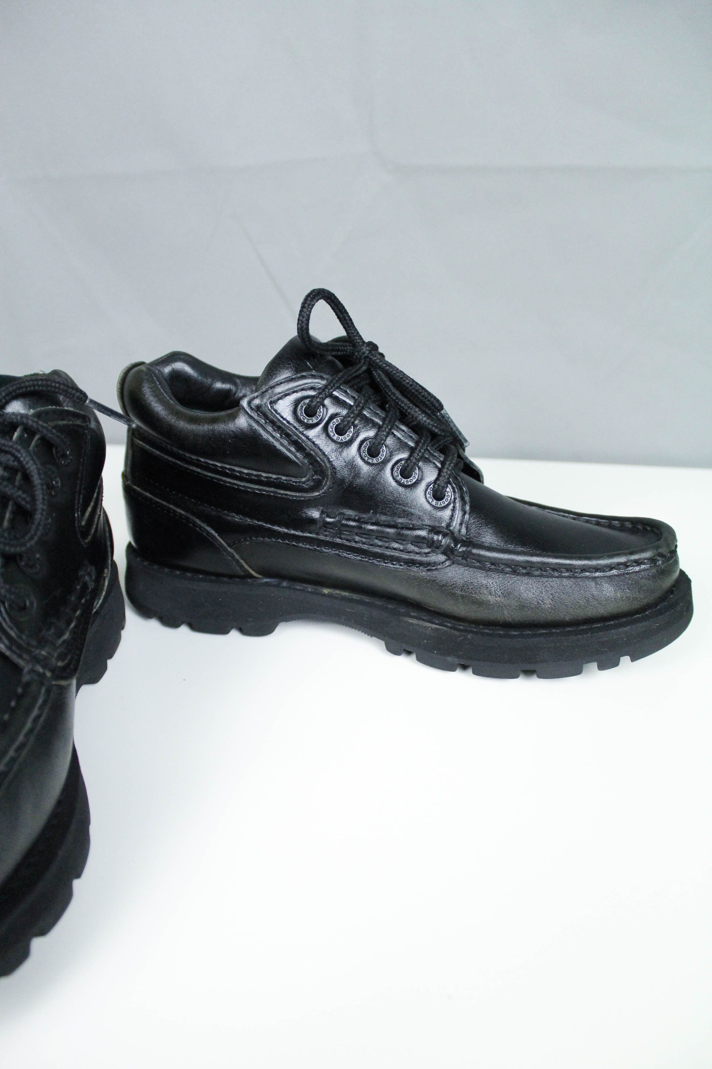 Lacoste Women's Lacoste Vintage 90s Black Leather Work Boots Size US 7.5 / IT 37.5 - 8 Thumbnail