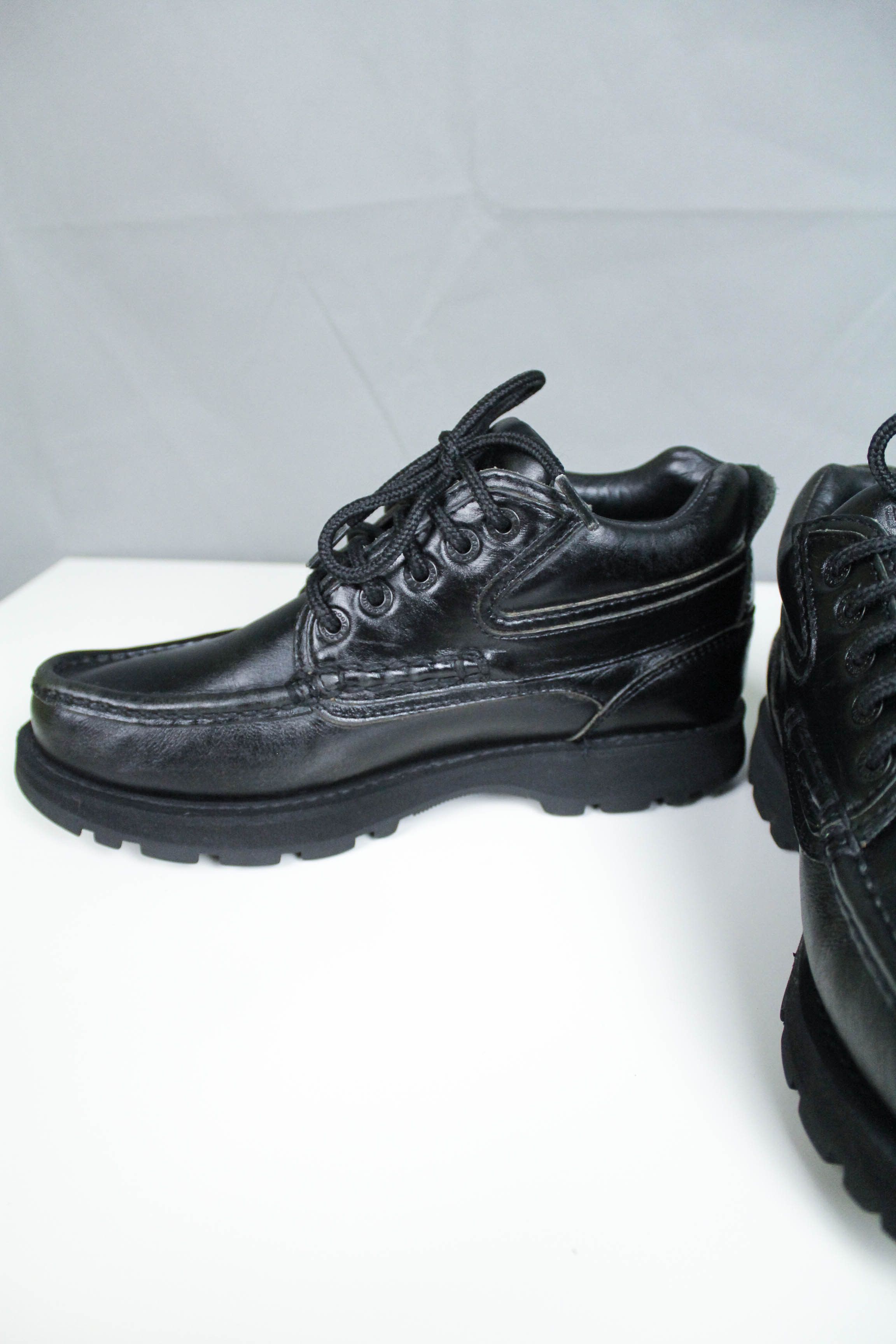 Lacoste Women's Lacoste Vintage 90s Black Leather Work Boots Size US 7.5 / IT 37.5 - 7 Thumbnail
