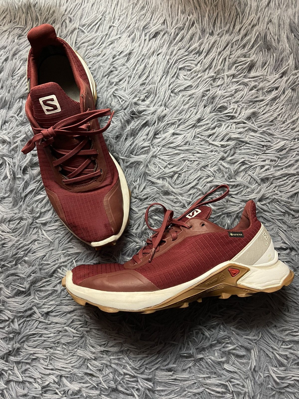 Salomon Salomon Alpha Cross gore-tex burgundy gorpcore sneakers Size US 8.5 / EU 41-42 - 2 Thumbnail