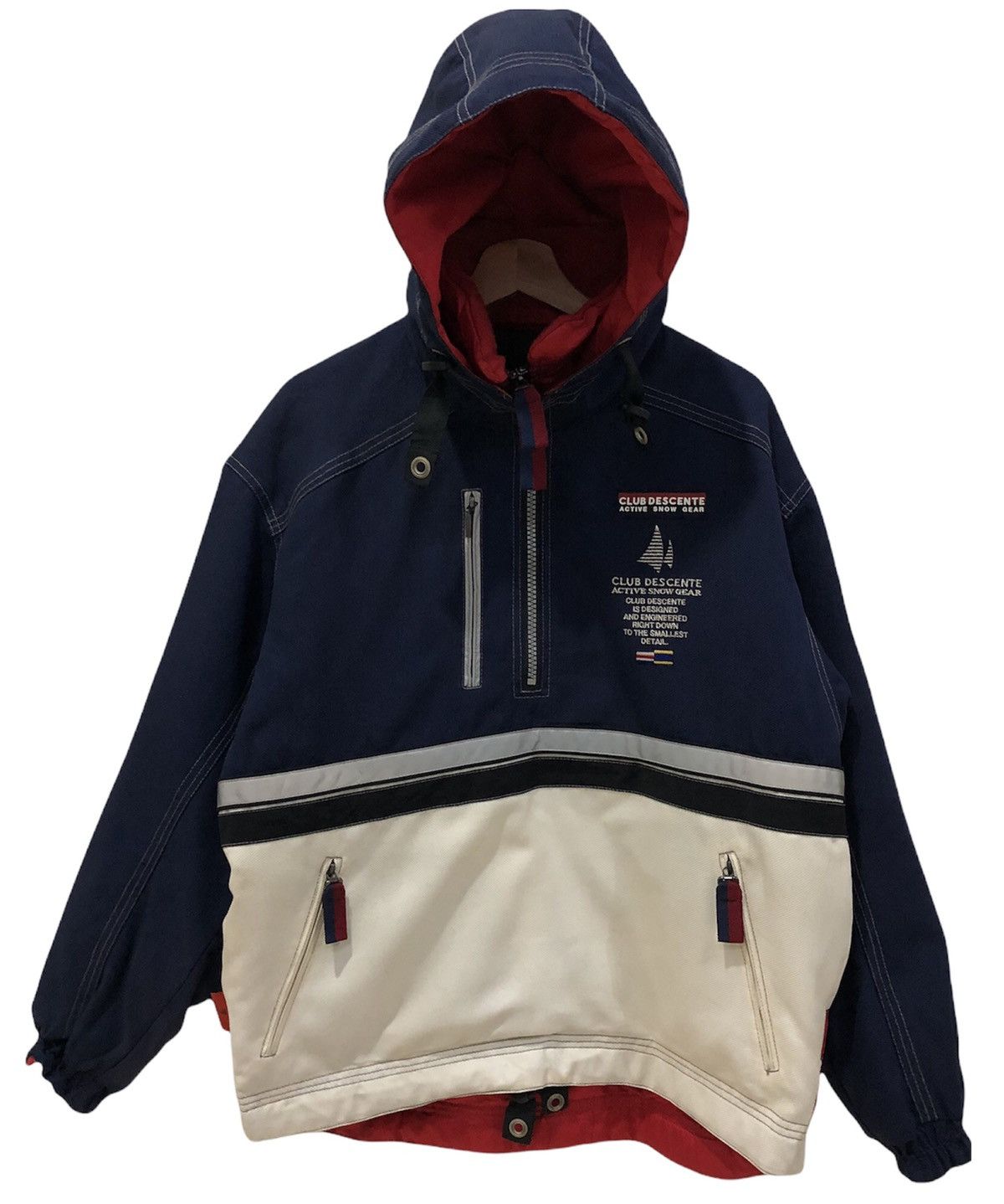 image of Vintage Descente Official Active Snow Gear Ski Jacket in White, Men's (Size Medium)