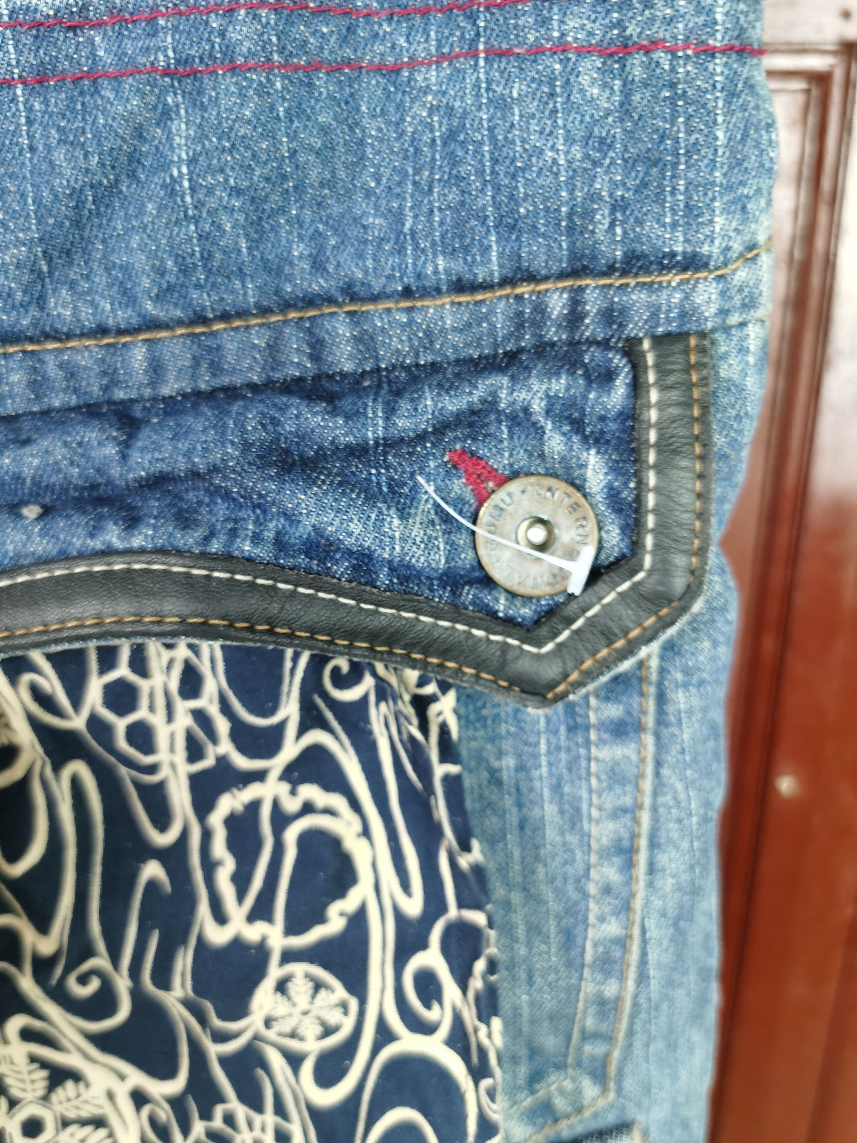 Japanese Brand RARE Gumu Double Pocket Japanese Design Denim Size US 33 - 12 Thumbnail