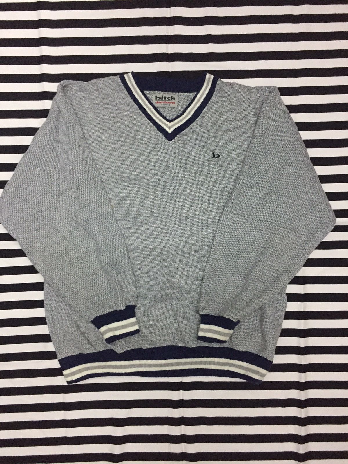 Girl Skateboards × Vintage Vintage Bitch Skateboard Sweatshirt Size US L / EU 52-54 / 3 - 1 Thumbnail