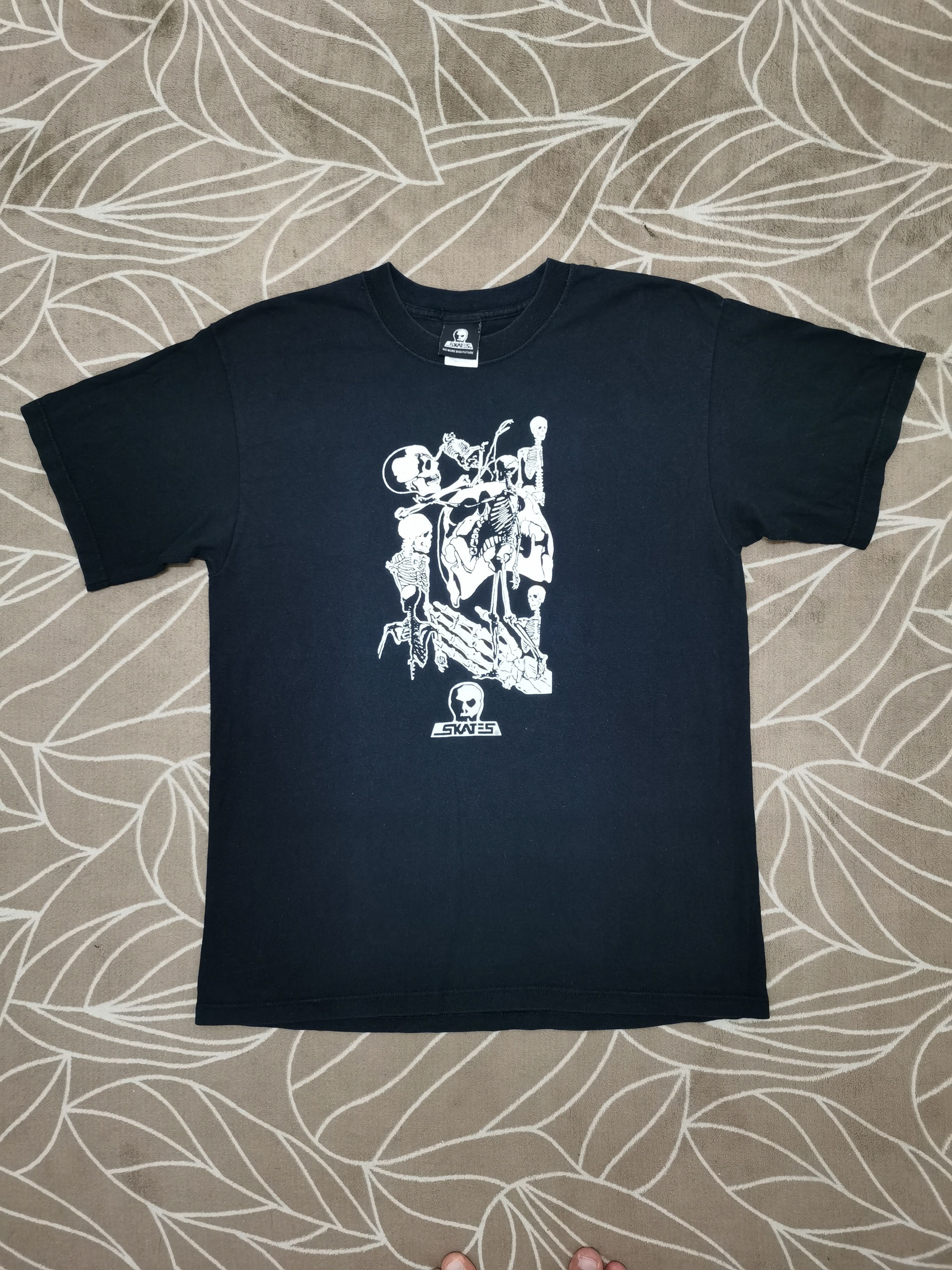 Vintage Made In Canada Skull Skates T-shirt Size US L / EU 52-54 / 3 - 1 Thumbnail