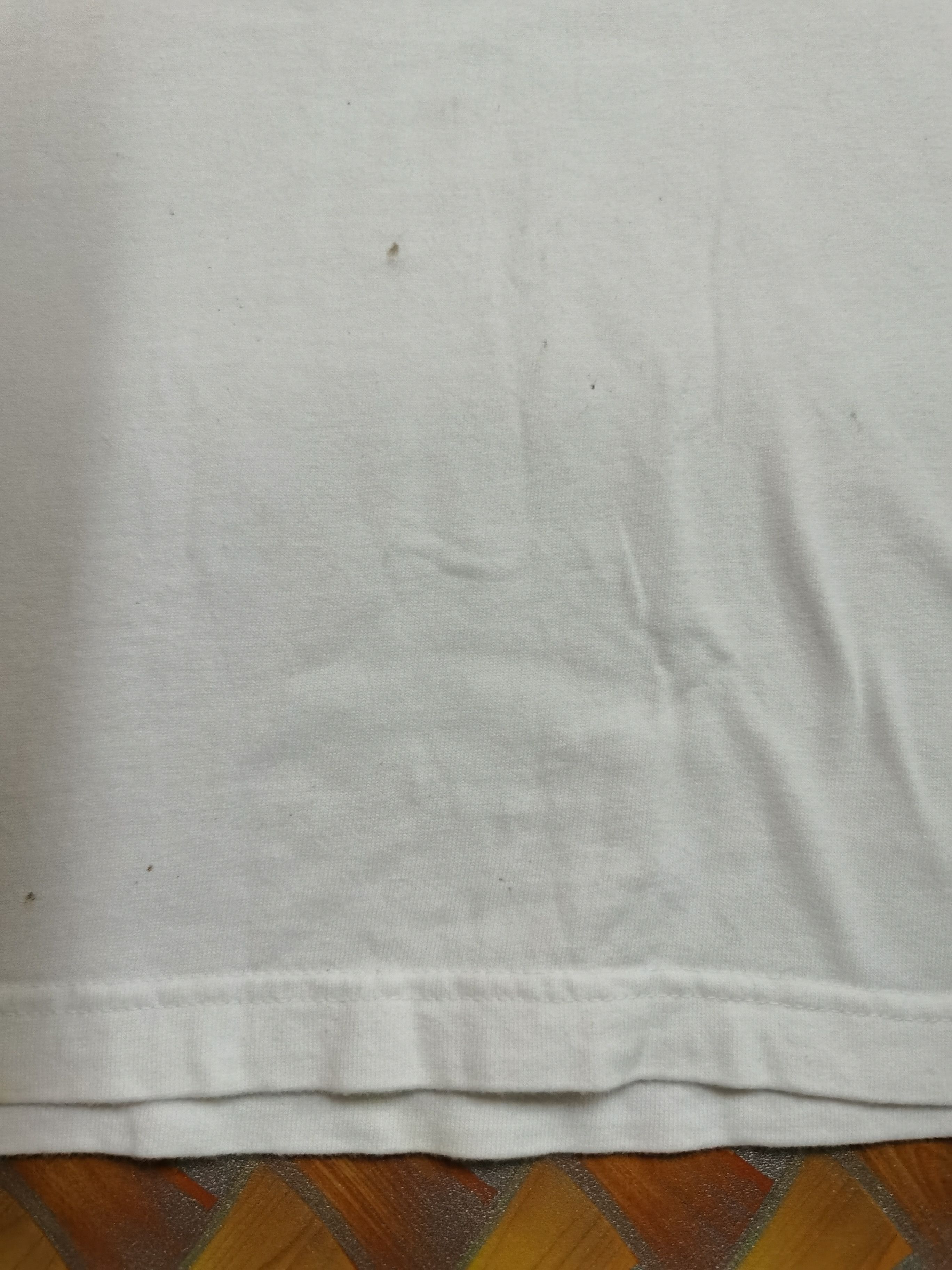 Vintage Edward Scissors Hand Movie T-shirt Size US L / EU 52-54 / 3 - 5 Thumbnail