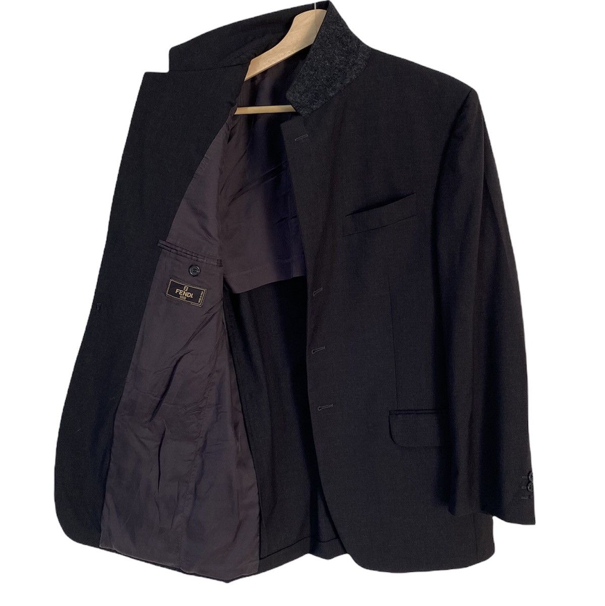 Fendi FENDI LUXURY BUTTON BLAZER COAT Size US S / EU 44-46 / 1 - 1 Thumbnail