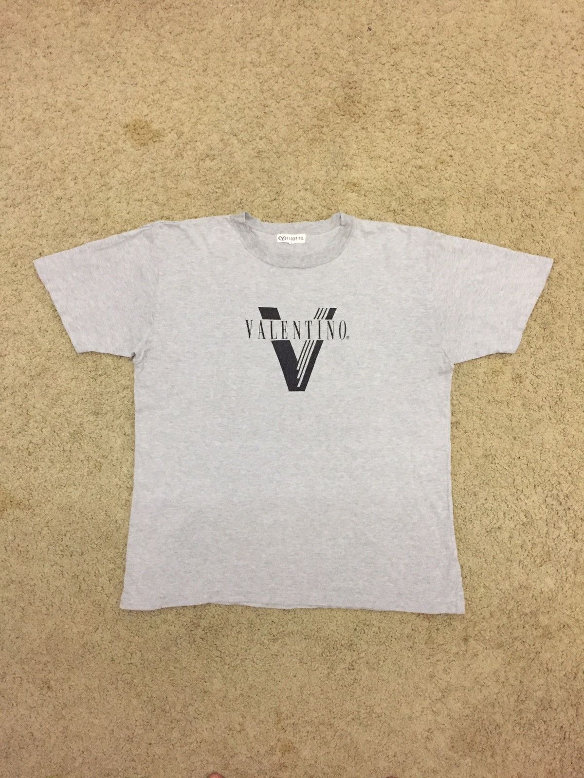 Valentino × Vintage 🔥SALE🔥Vintage Valentino Spell out Big Logo T-shirt Size US L / EU 52-54 / 3 - 1 Thumbnail
