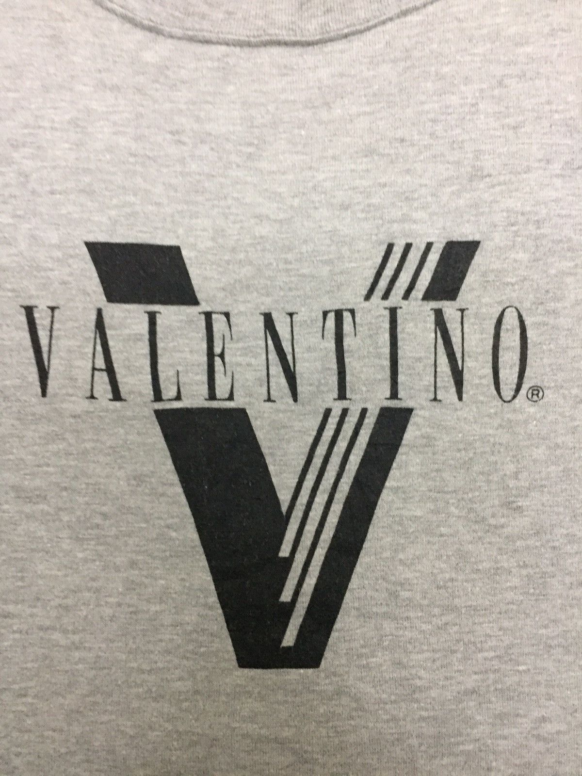 Valentino × Vintage 🔥SALE🔥Vintage Valentino Spell out Big Logo T-shirt Size US L / EU 52-54 / 3 - 4 Thumbnail