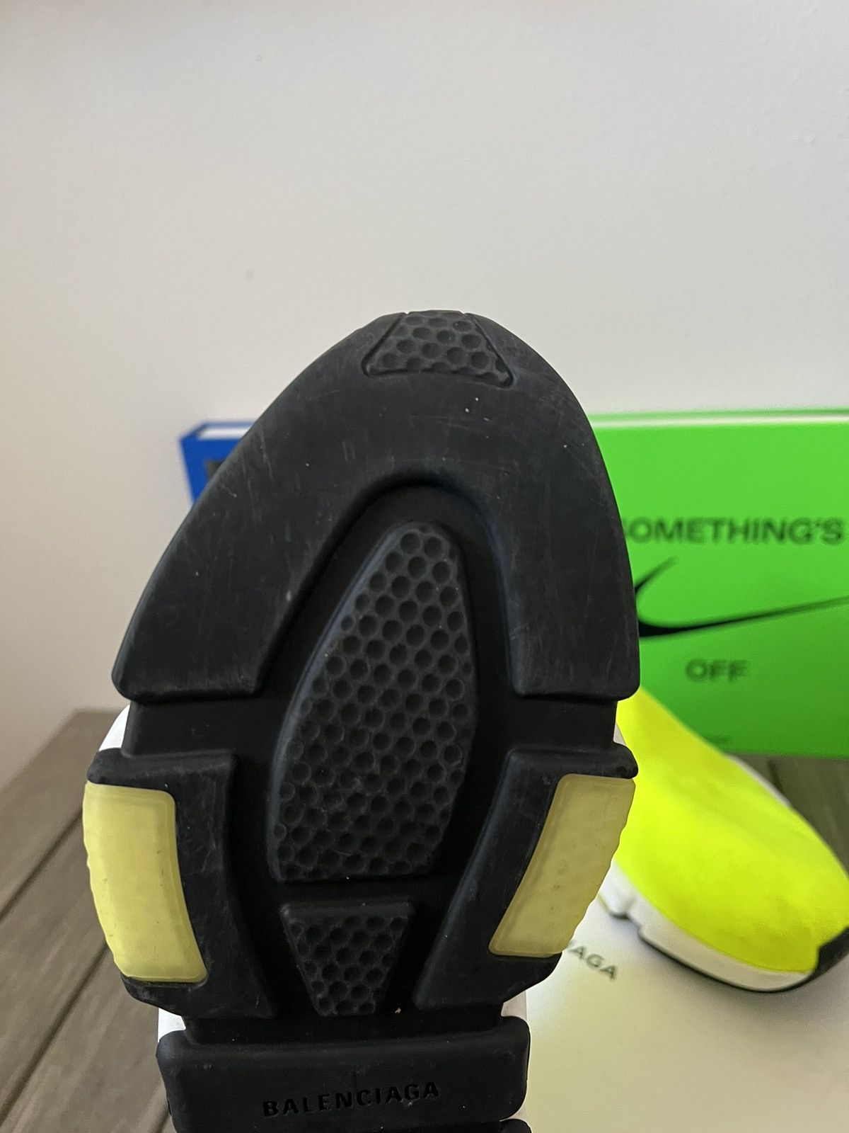 Balenciaga Balenciaga Speed Runner Fluro Size US 13 / EU 46 - 12 Thumbnail