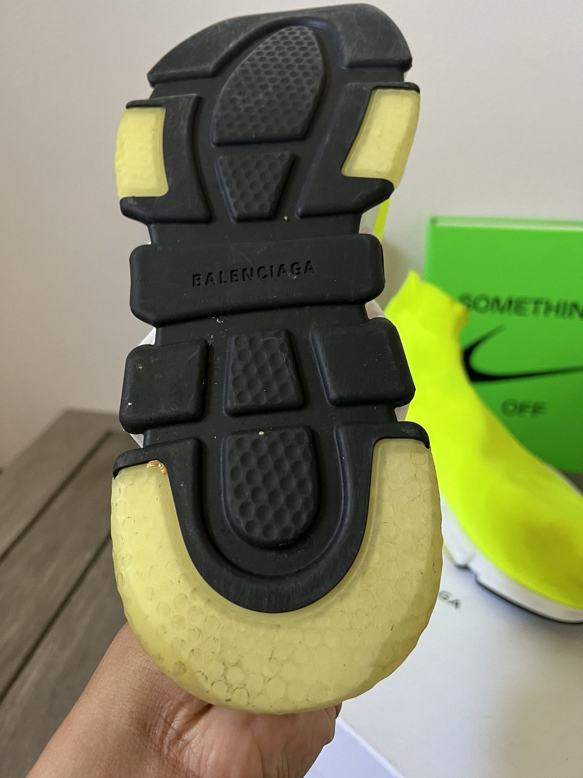 Balenciaga Balenciaga Speed Runner Fluro Size US 13 / EU 46 - 11 Thumbnail