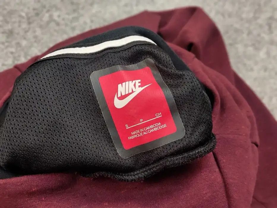 Nike Nike Tech Fleece Funnel Neck Ninja Red Hoodie Size US S / EU 44-46 / 1 - 8 Thumbnail