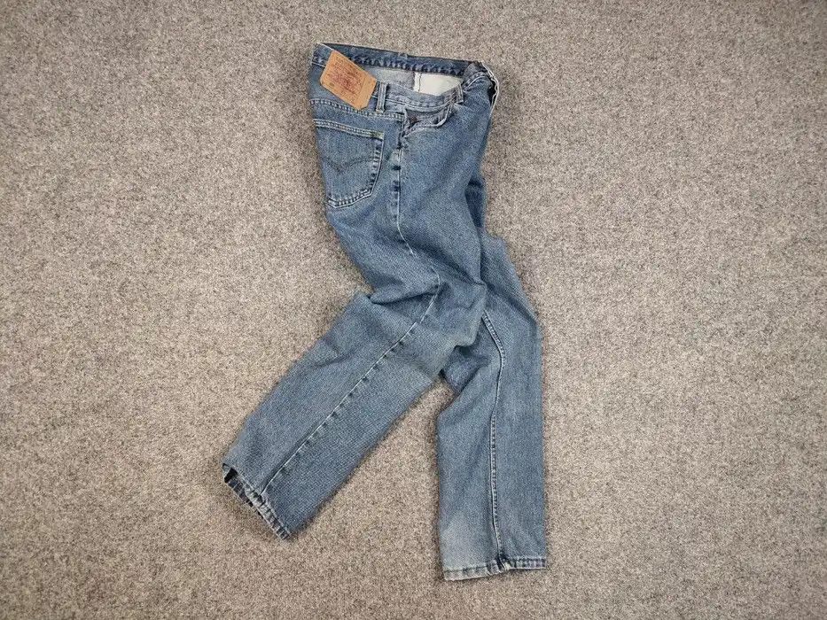 Levi's Vintage 90's Levis 501 Classic Faded Denim Jeans Made in USA Size US 31 - 7 Thumbnail