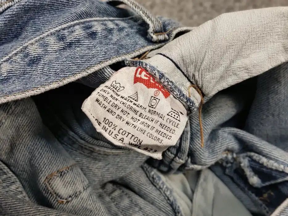 Levi's Vintage 90's Levis 501 Classic Faded Denim Jeans Made in USA Size US 31 - 10 Thumbnail