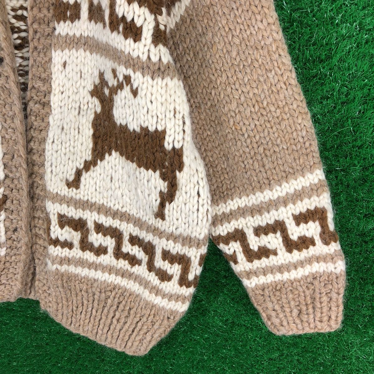 Aran Isles Knitwear Vintage 50's Cowichan Knitting Wool Sweater Jacket Size US M / EU 48-50 / 2 - 3 Thumbnail