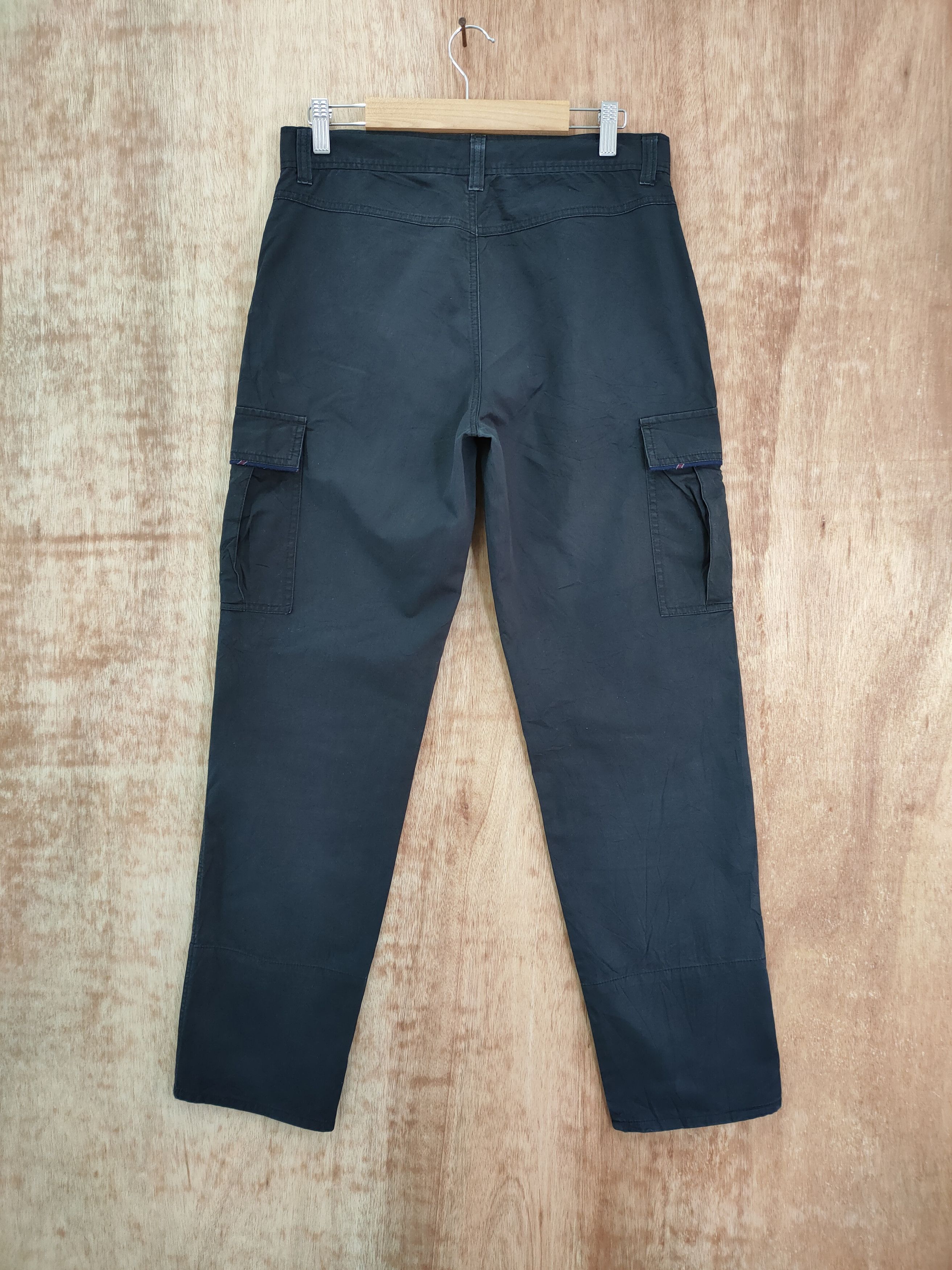 Adidas ADIDAS BLACK CARGO PANTS Size US 30 / EU 46 - 4 Thumbnail