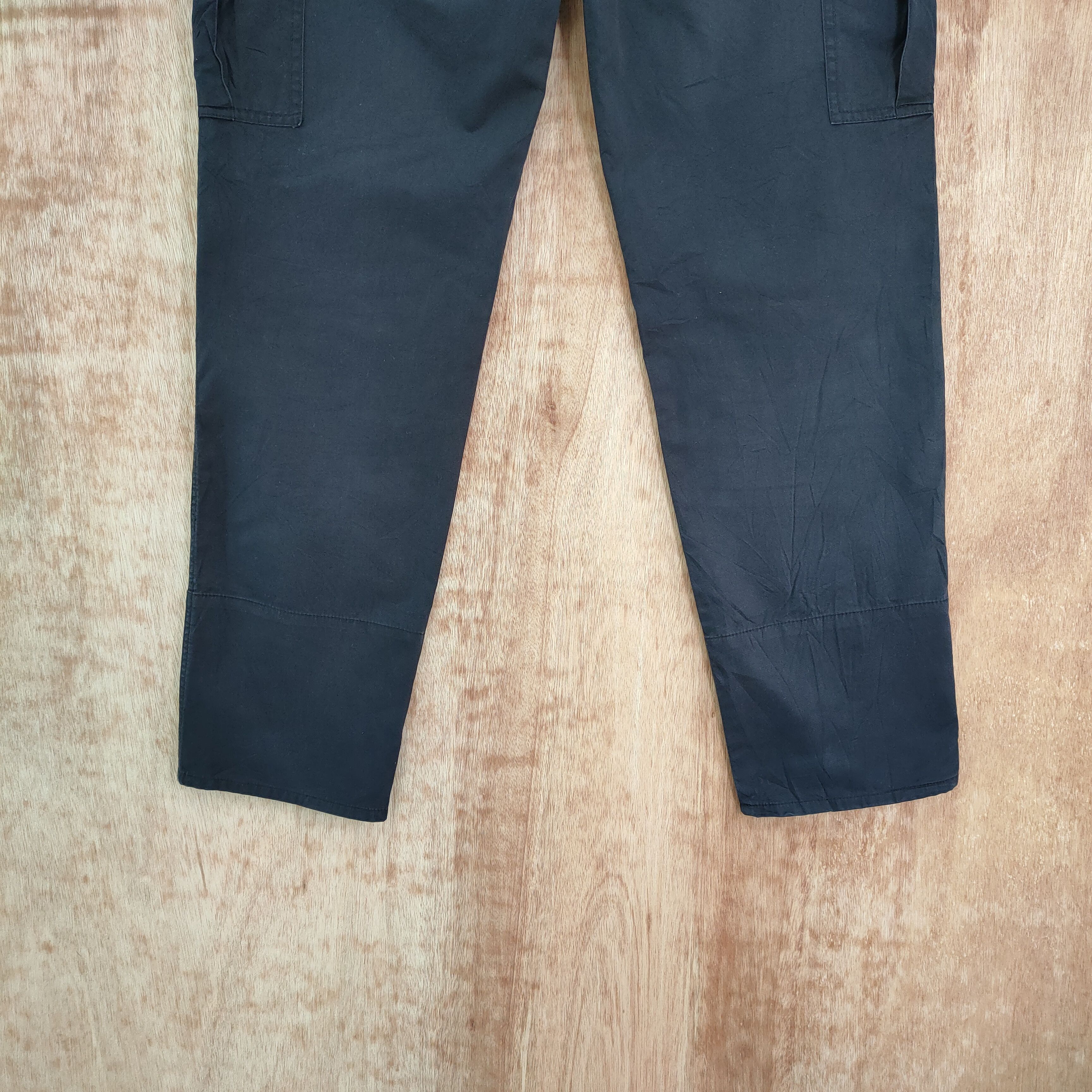 Adidas ADIDAS BLACK CARGO PANTS Size US 30 / EU 46 - 6 Thumbnail
