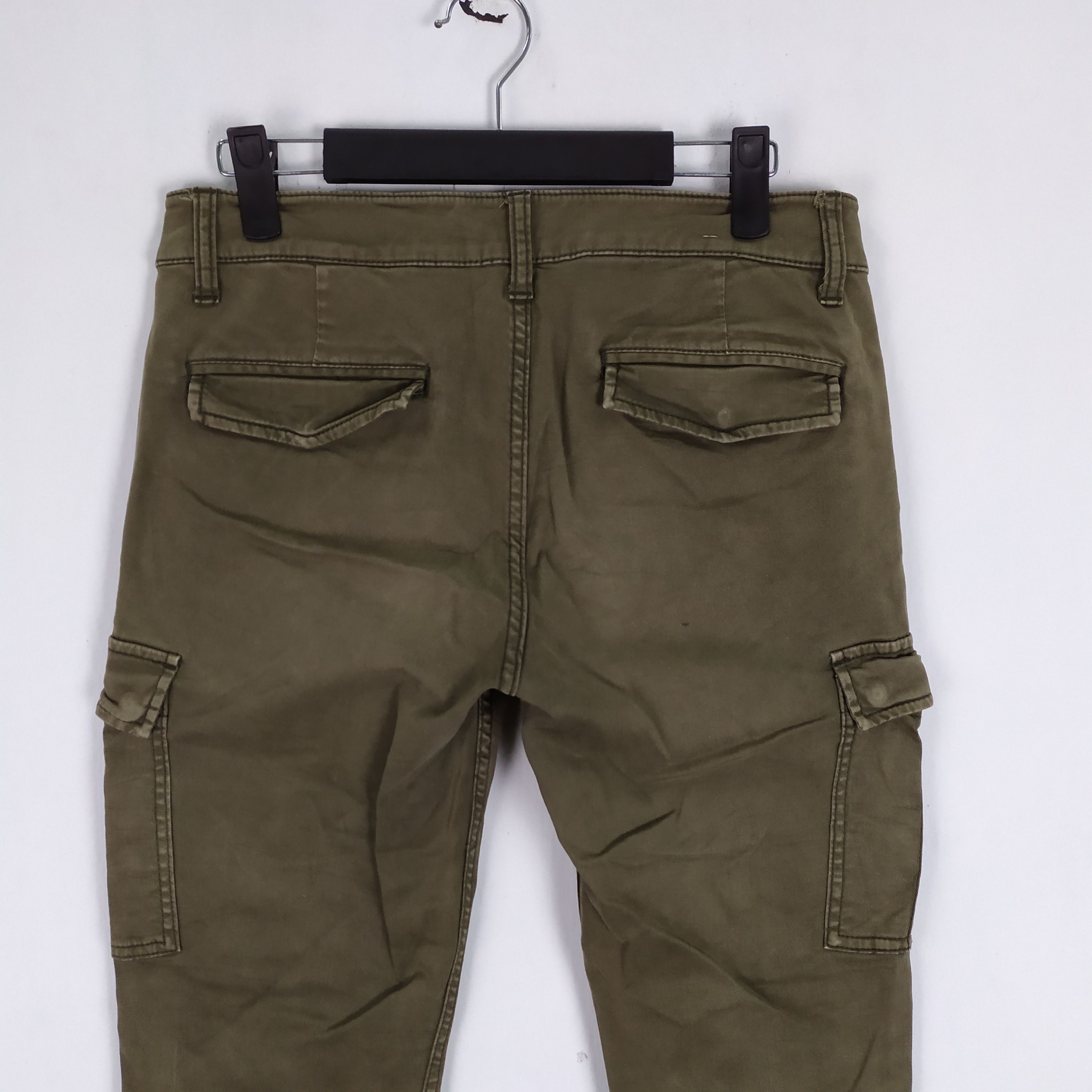 Japanese Brand JAPANESE BRAND VINTAGE SKINNY CARGO PANTS Size US 26 / EU 42 - 8 Thumbnail