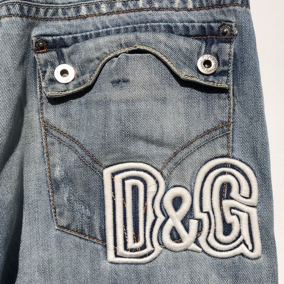 Dolce & Gabbana Vintage Dolce & Gabbana Jeans D&G Luxury Brand Distressed Size US 32 / EU 48 - 16 Thumbnail