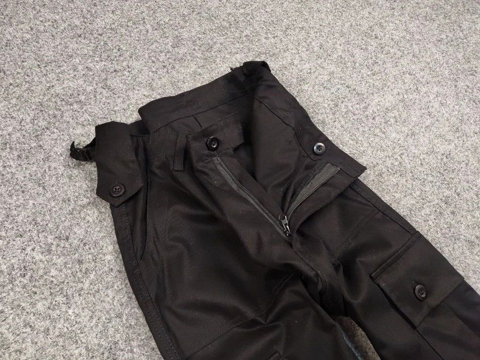 Japanese Brand Vintage 90's Military Black Cargo Pants Travis Scott Japan Size US 36 / EU 52 - 8 Thumbnail