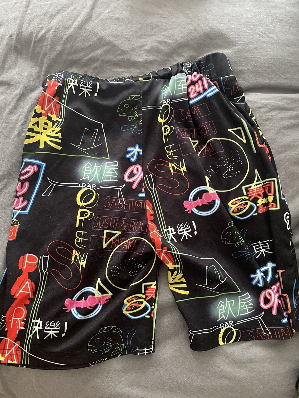 Graffiti Hiphop Print Women's Shorts