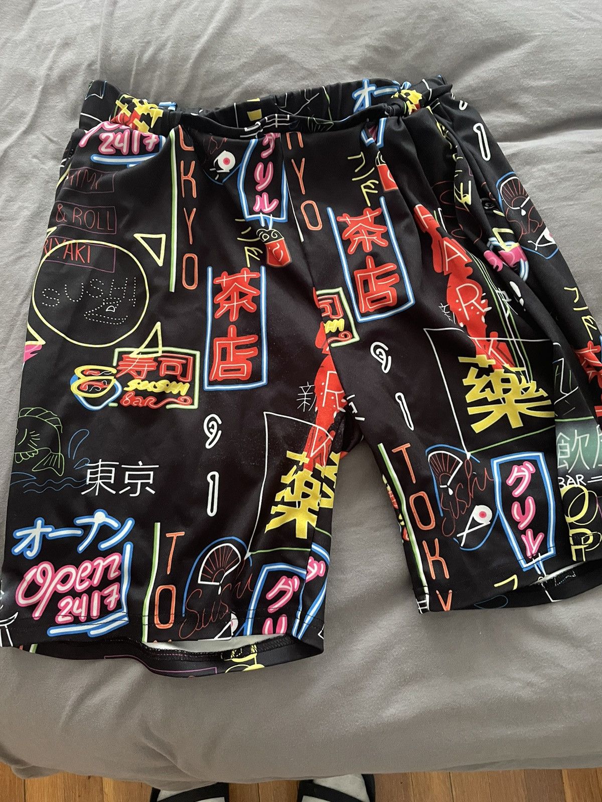 Pattern Print Graffiti Women's Shorts