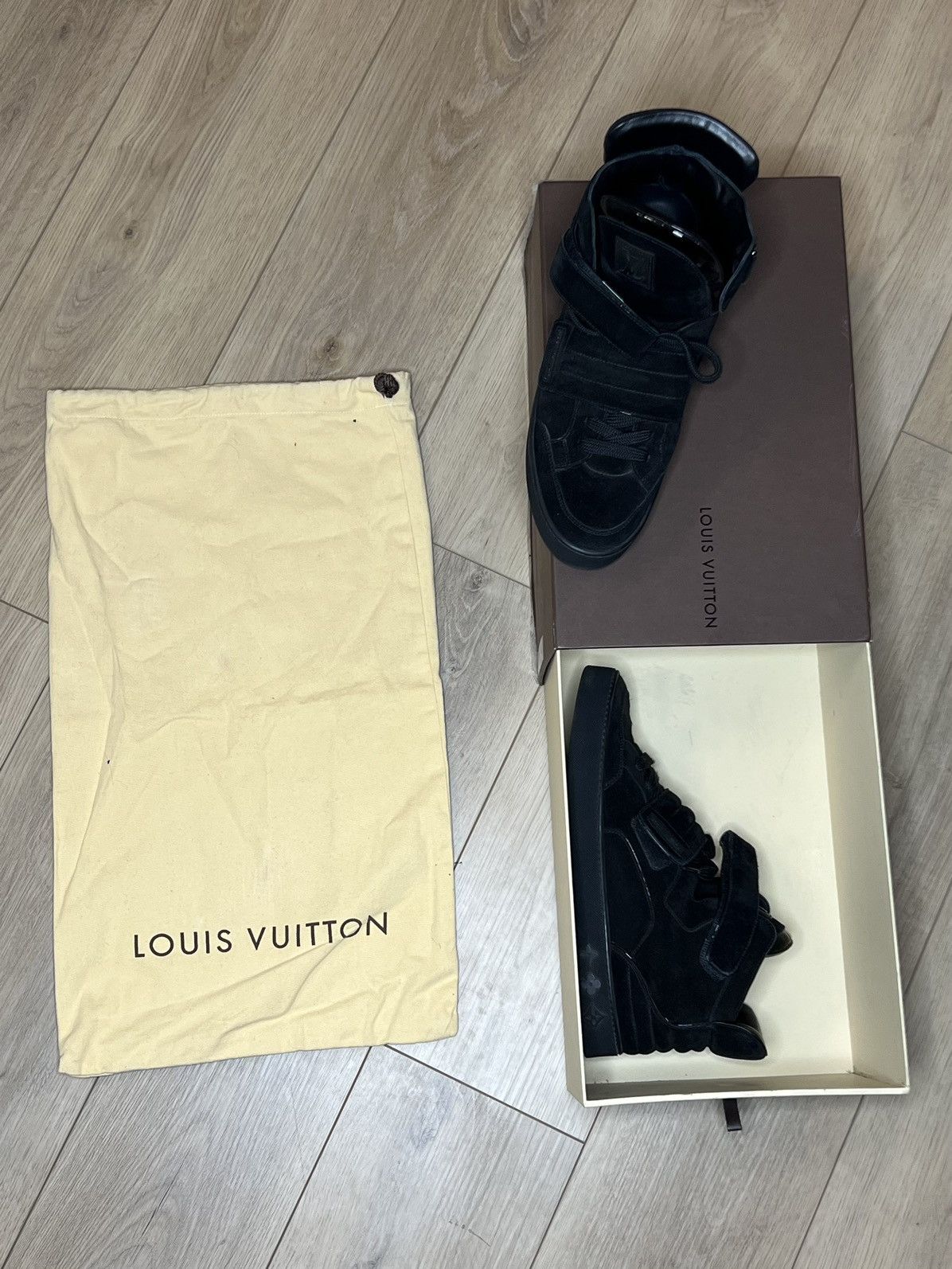 Louis Vuitton x Kanye West Jaspers