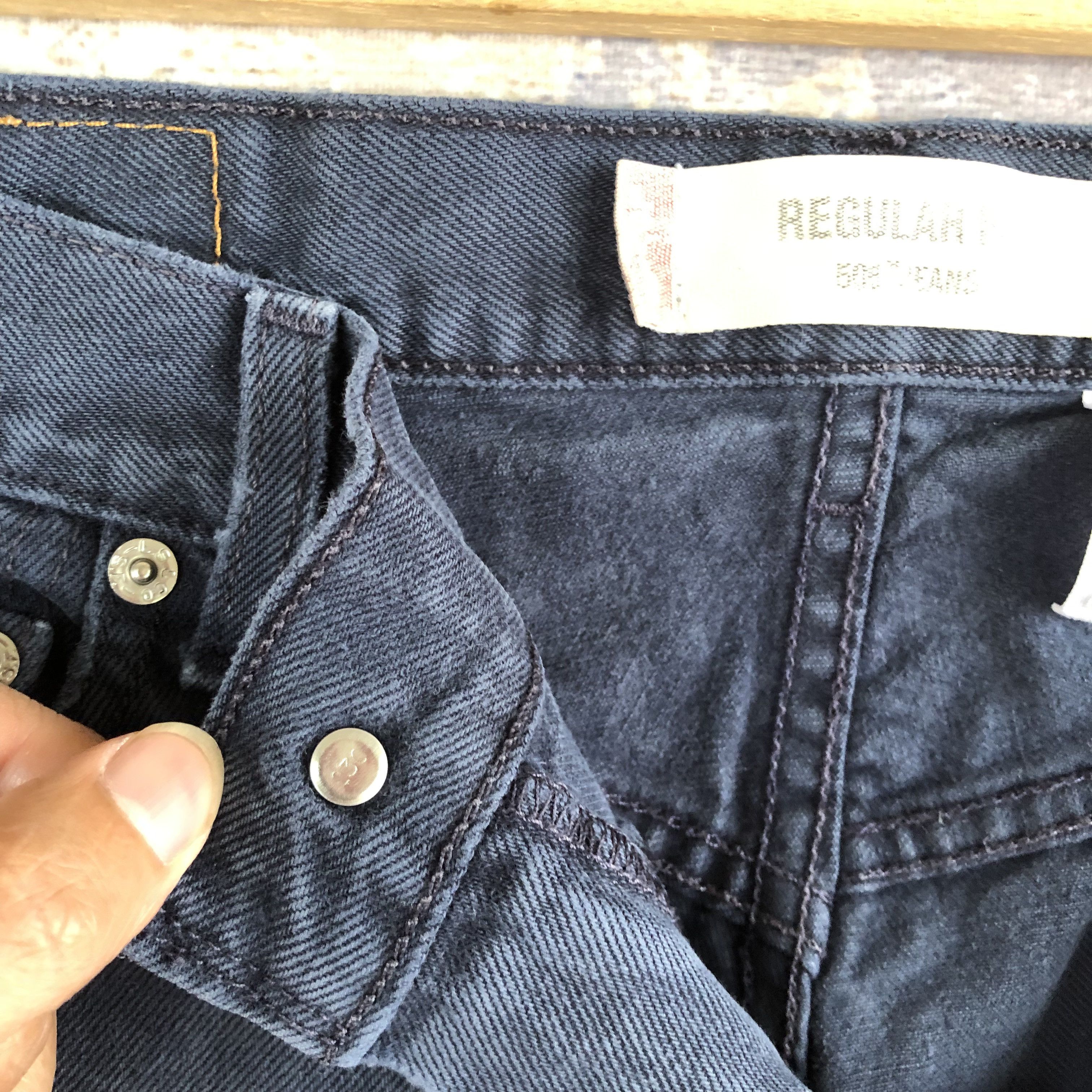 Levi's × Vintage Vintage Levi's 505 Super Black Denim Levis Jeans Pants Size 28" / US 6 / IT 42 - 7 Thumbnail