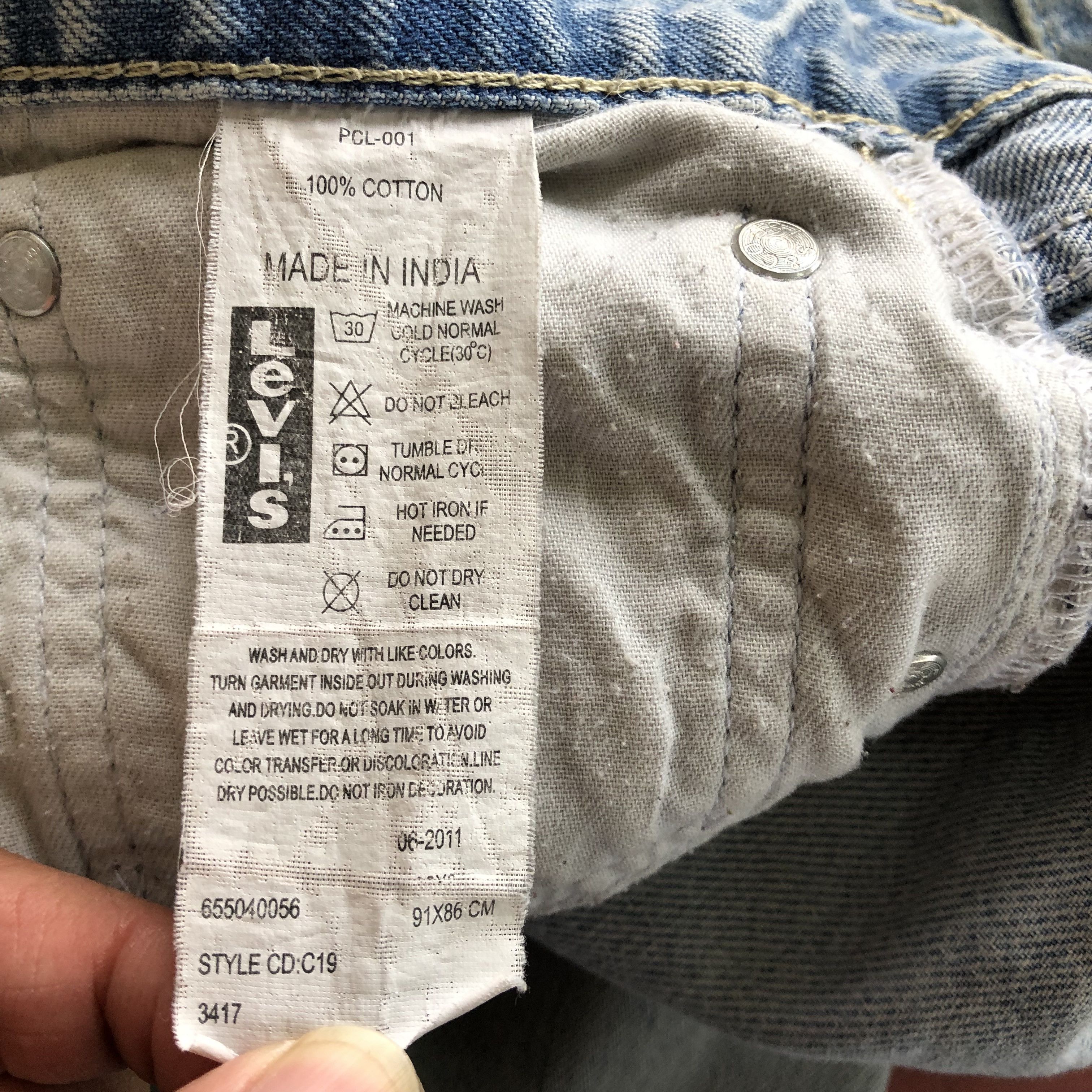 Levi's Vintage Levi's Sun Faded Blue Jeans Levis Light Wash Denim Size US 36 / EU 52 - 9 Thumbnail