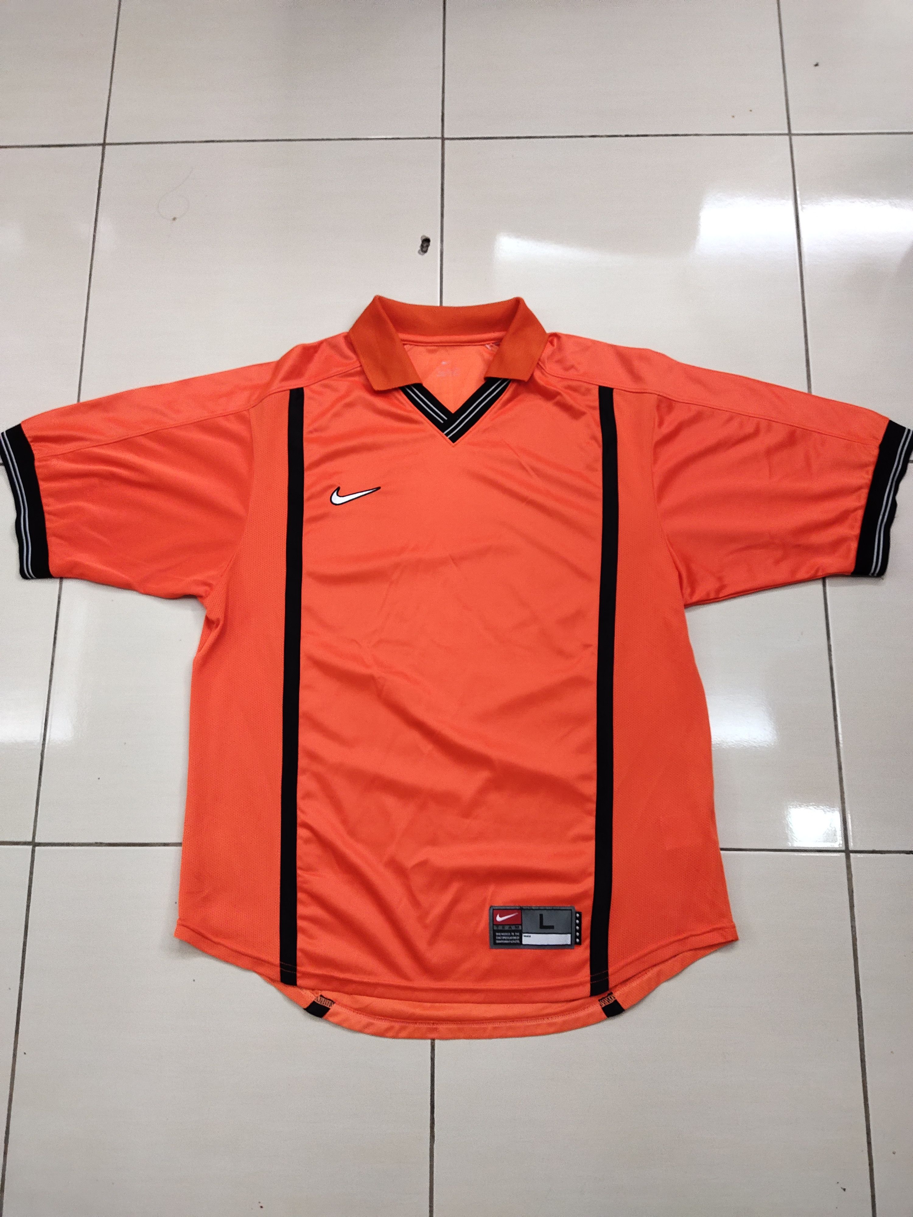 Nike × Vintage Vintage Nike Jersey Embroidered Swoosh Logo Size US L / EU 52-54 / 3 - 5 Thumbnail