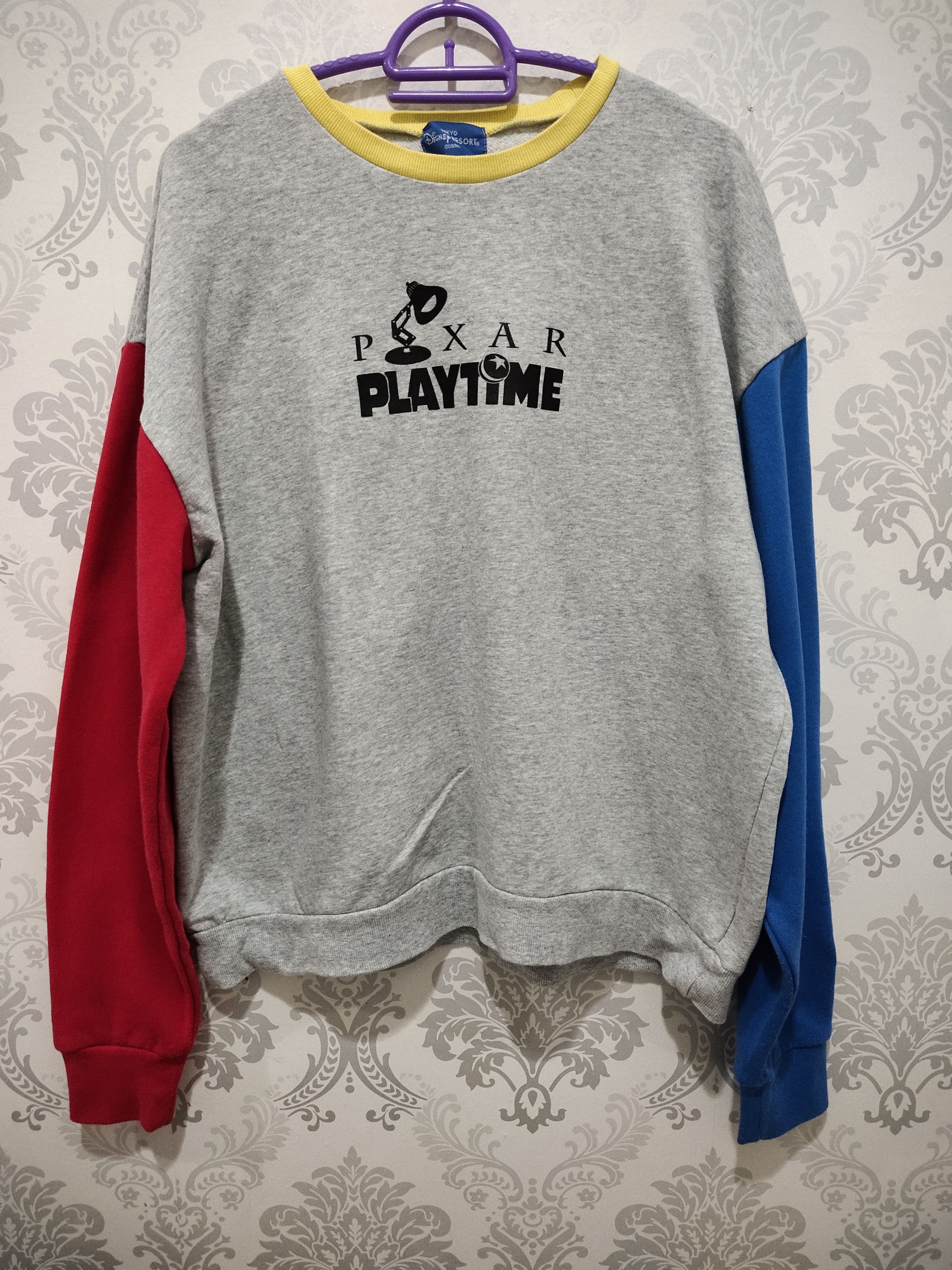 Vintage Vintage Pixar Disney Animation Boxy Sweatshirts Size US L / EU 52-54 / 3 - 1 Thumbnail