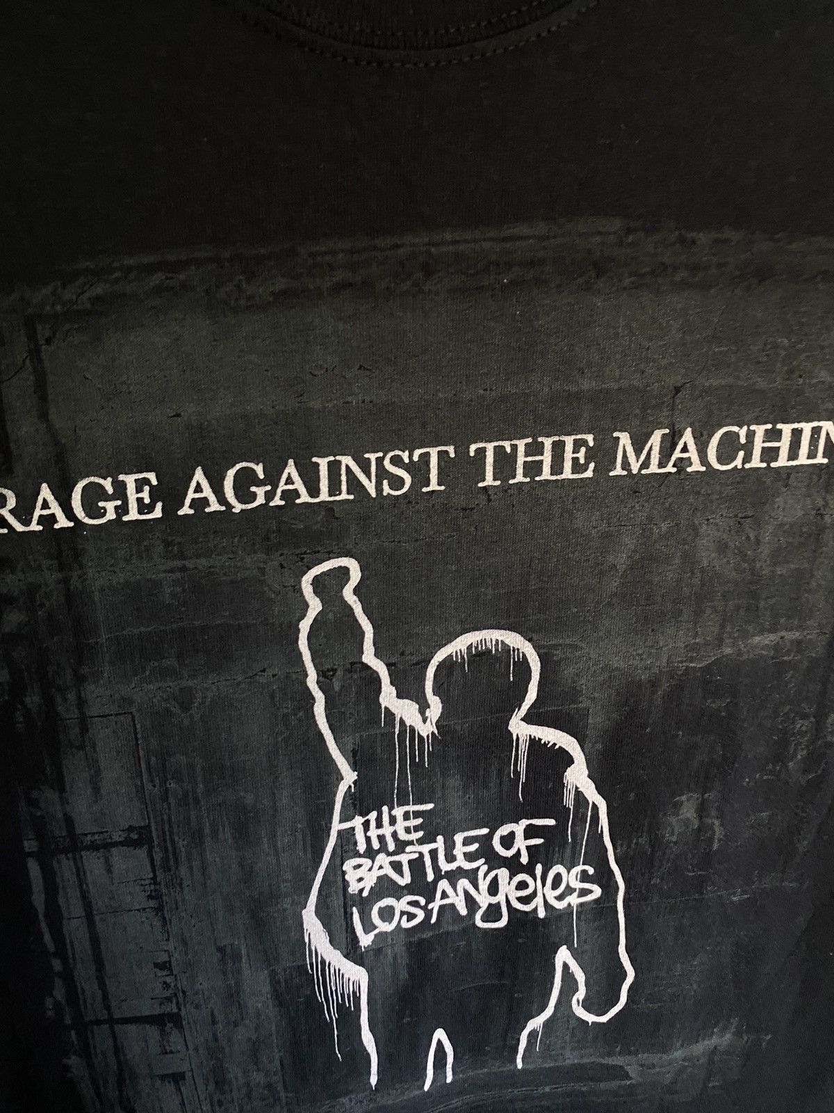 Band Tees × Rage Against The Machine × Vintage Rage Against the Machine 2017 Tour T-shirt Size US S / EU 44-46 / 1 - 4 Thumbnail