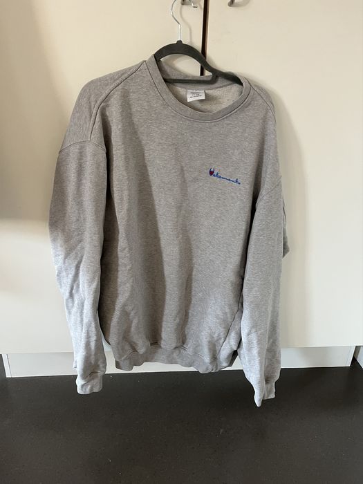 Champion Vetements x Champion Sweatshirt M RARE Grailed