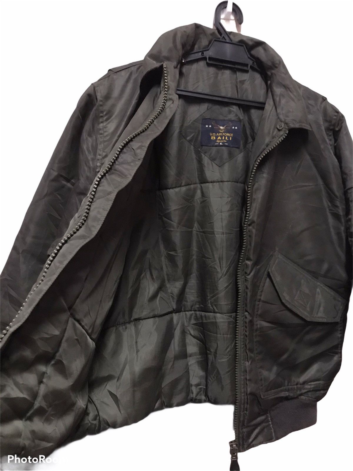 Vintage Vintage bomber jacket of Us Air Force Size US L / EU 52-54 / 3 - 7 Thumbnail