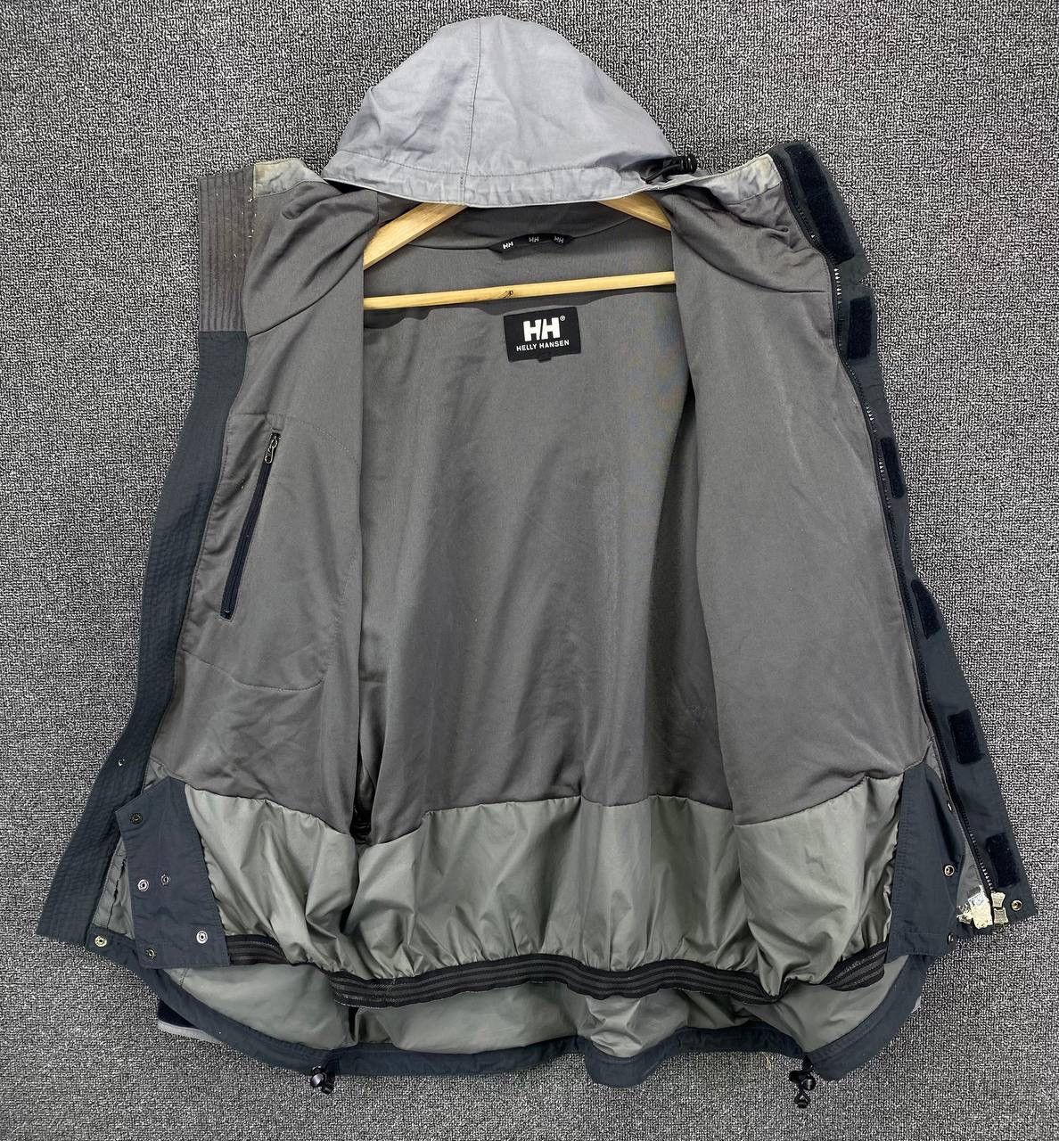 Helly Hansen Vintage Helly Hansen HellyTech Jacket Arc’teryx Style Jacket Size US S / EU 44-46 / 1 - 8 Thumbnail