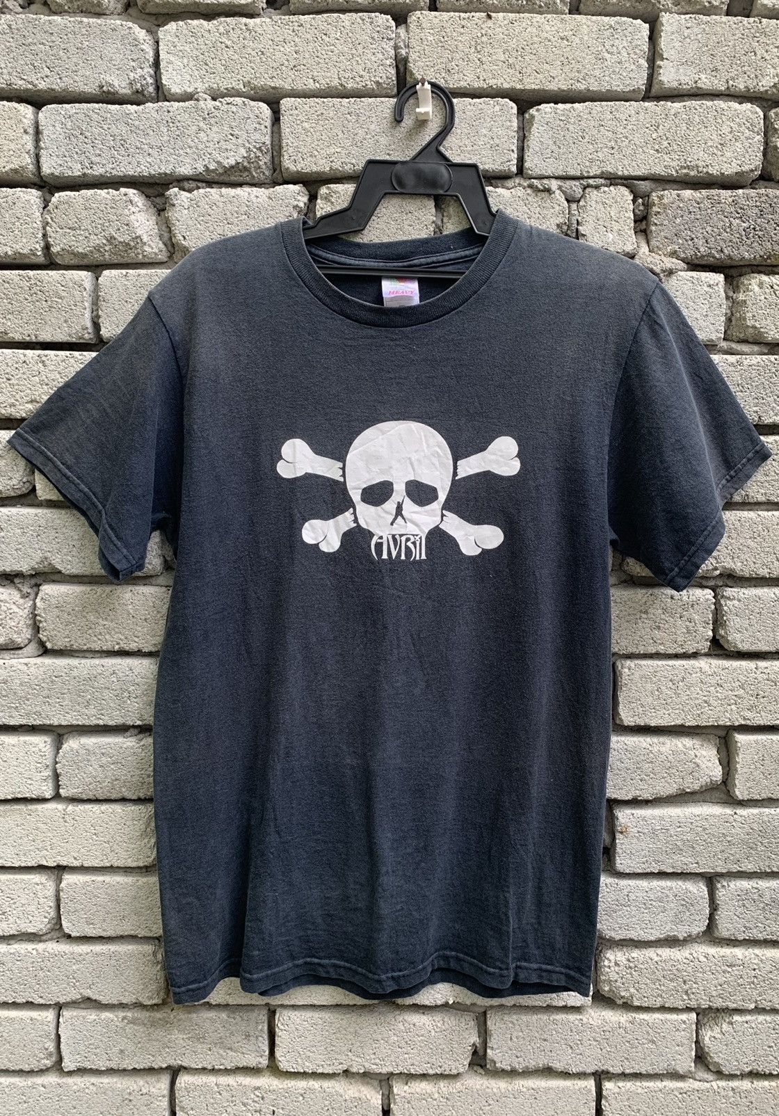 Band Tees Vintage Distressed Faded Avrill Lavigne Skull Logo T Shirt Size US M / EU 48-50 / 2 - 2 Thumbnail
