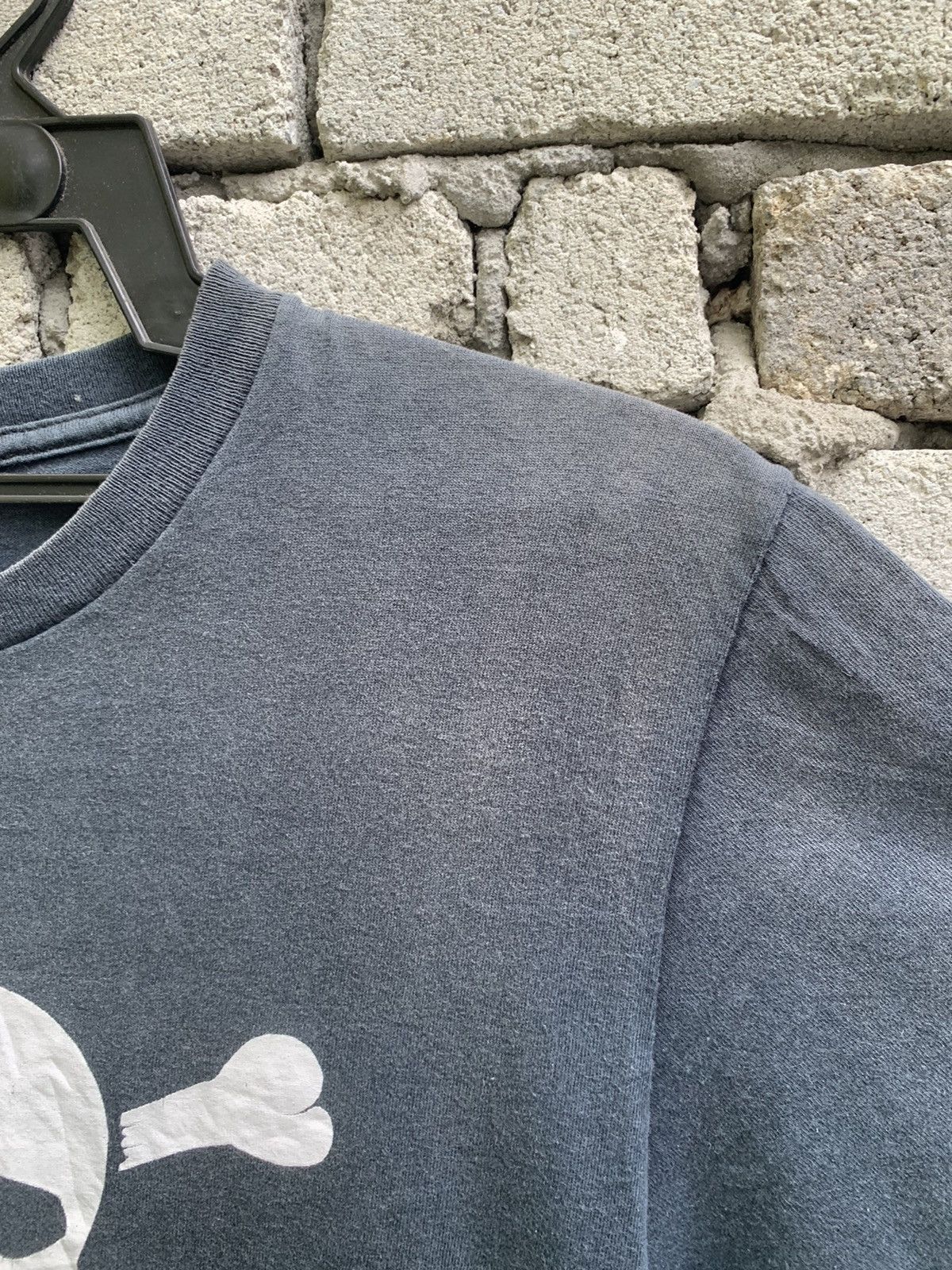 Band Tees Vintage Distressed Faded Avrill Lavigne Skull Logo T Shirt Size US M / EU 48-50 / 2 - 12 Thumbnail