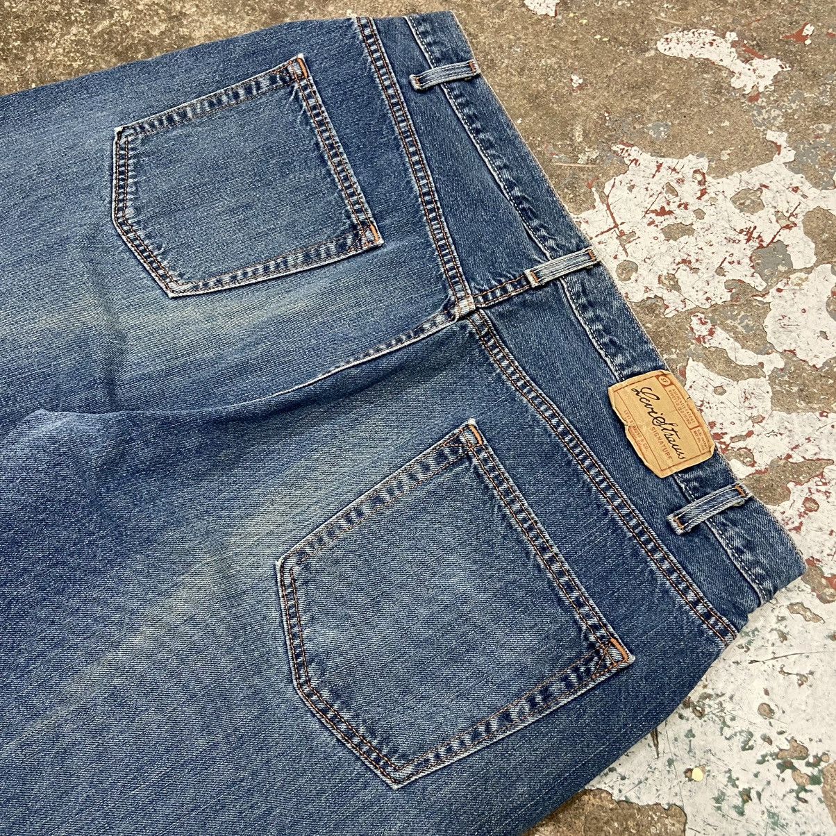 Levi's × Vintage Vintage 1990s Levi's Blue Baggy Jhorts Size US 39 - 8 Thumbnail