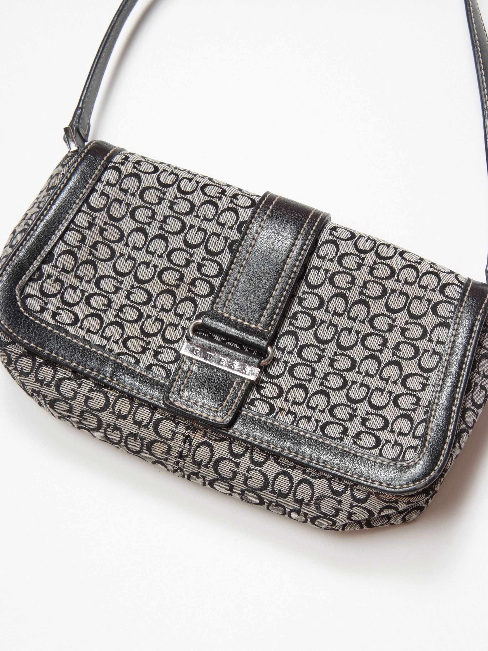 Guess Vintage y2k Guess Baguette Handbag Monogram Purse Size ONE SIZE - 3 Thumbnail