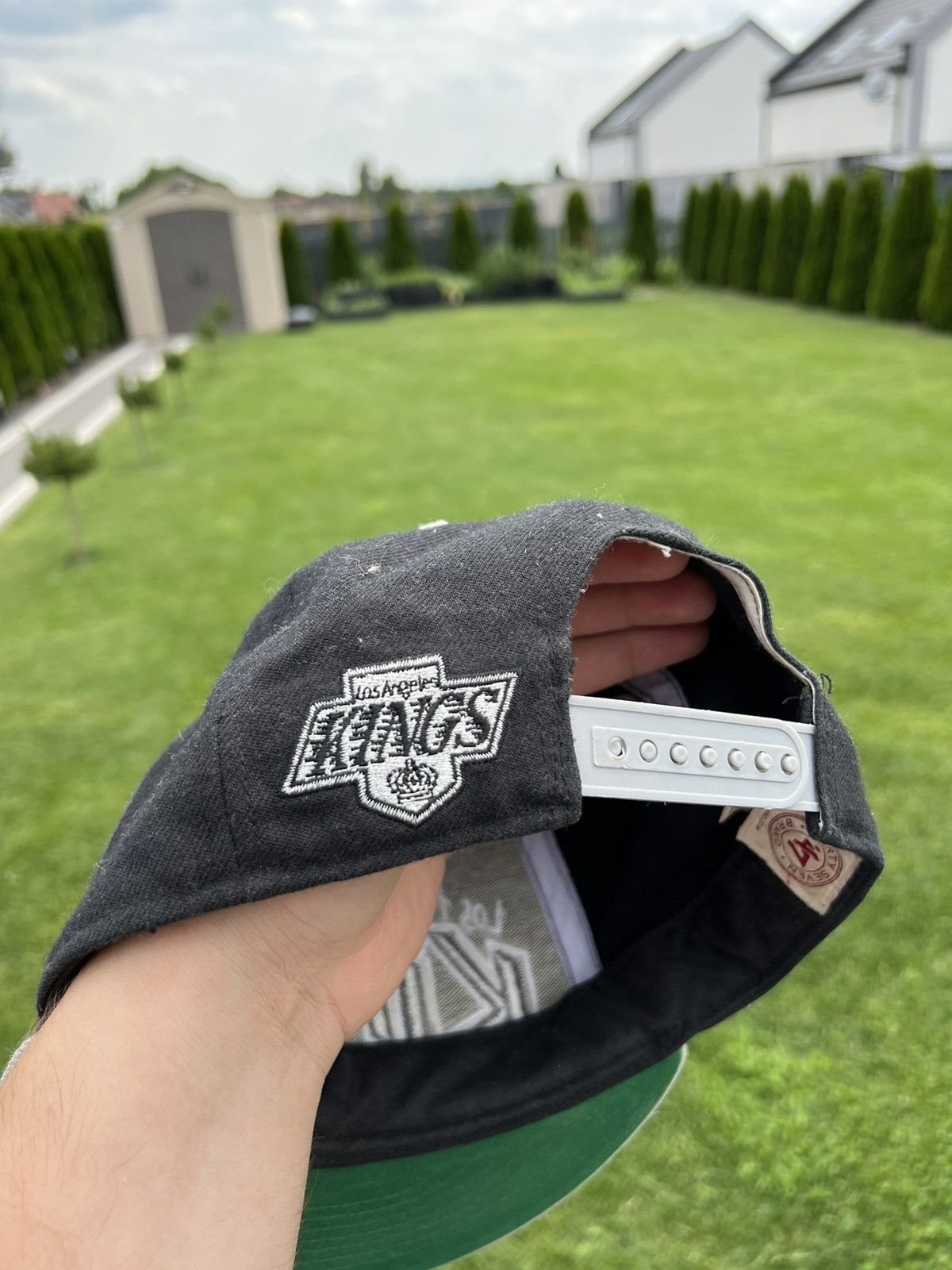 NHL Vintage Los Angeles Kings Sports Specialties Hat Snapback Size ONE SIZE - 4 Thumbnail