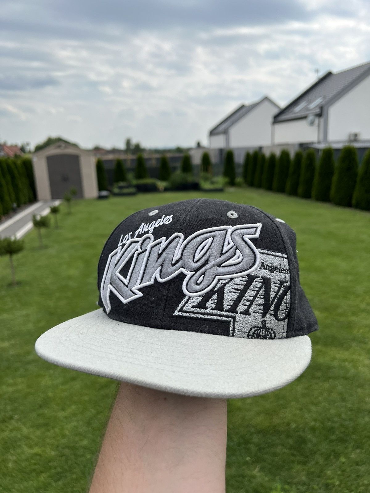 NHL Vintage Los Angeles Kings Sports Specialties Hat Snapback Size ONE SIZE - 2 Thumbnail