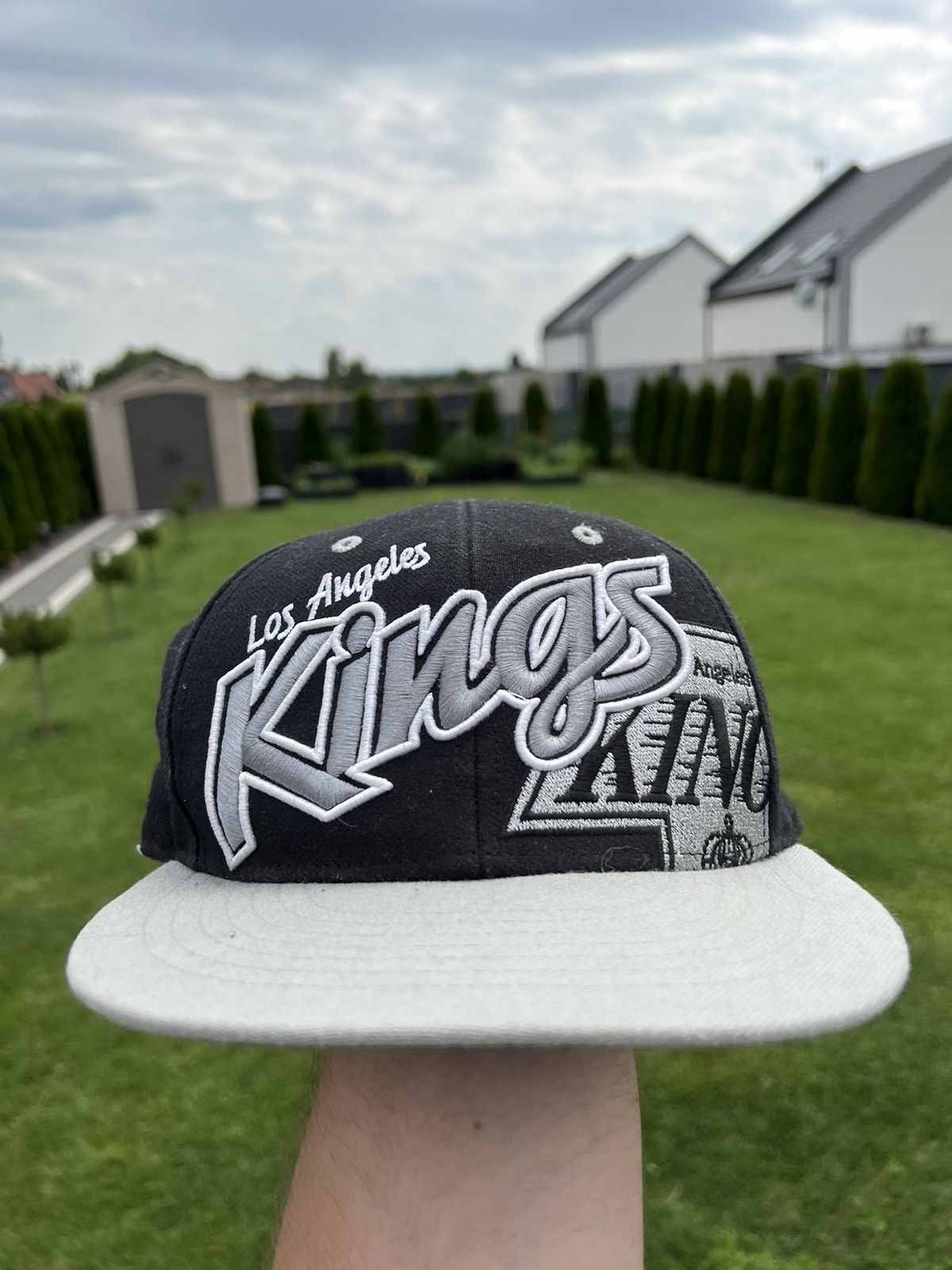 NHL Vintage Los Angeles Kings Sports Specialties Hat Snapback Size ONE SIZE - 3 Thumbnail