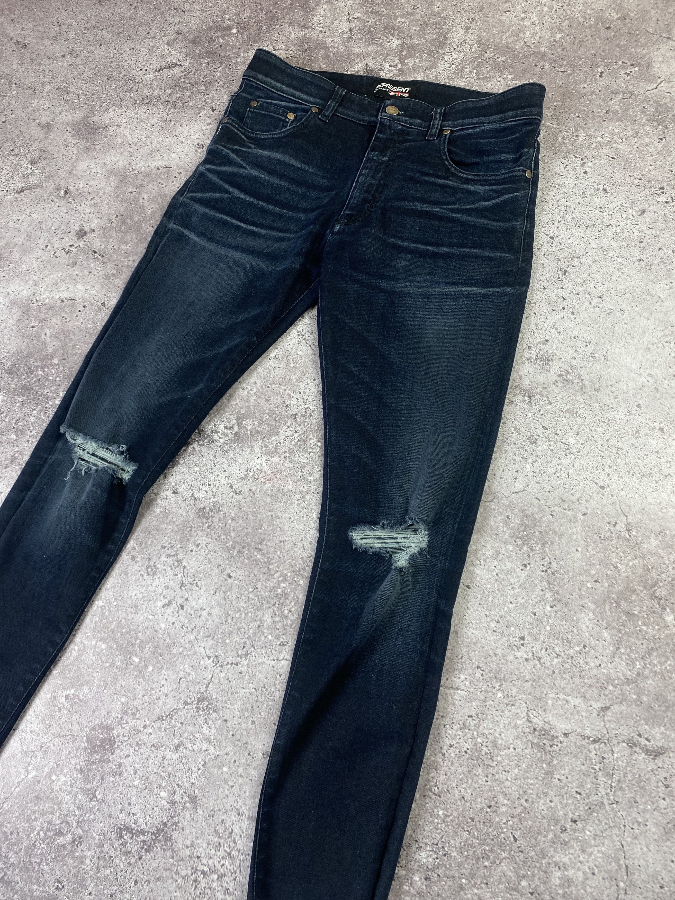 Represent Clo. Represent Essentian Destroy Jeans Made In Italy Size US 31 - 1 Thumbnail